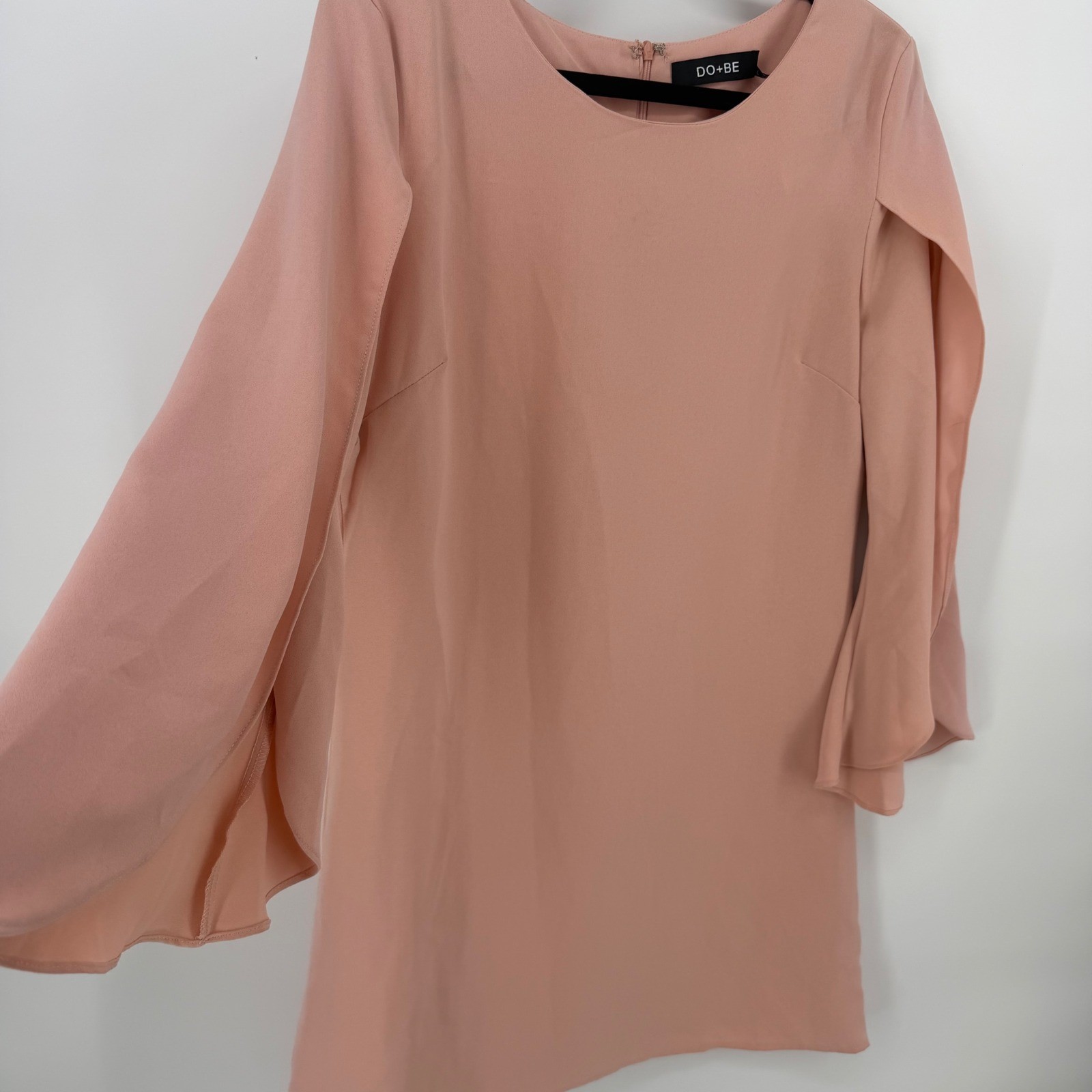 DO+BE Crepe Shift Dress Womens Large Pink New Split Bell Cape Sleeve Mini Dress