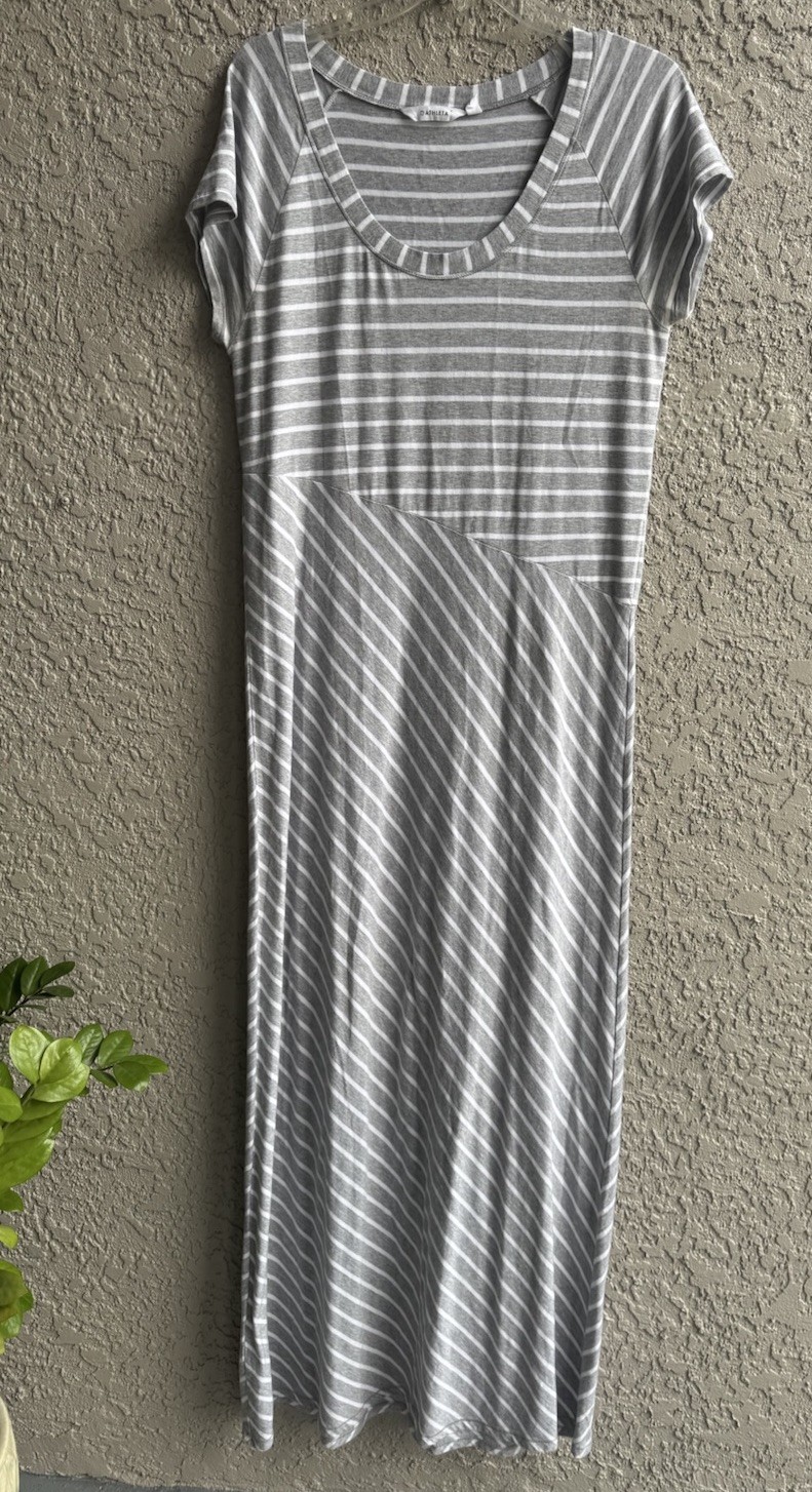 Athleta Makai Grey White Stripe Stretchy Jersey Knit Maxi Dress Size L #U597
