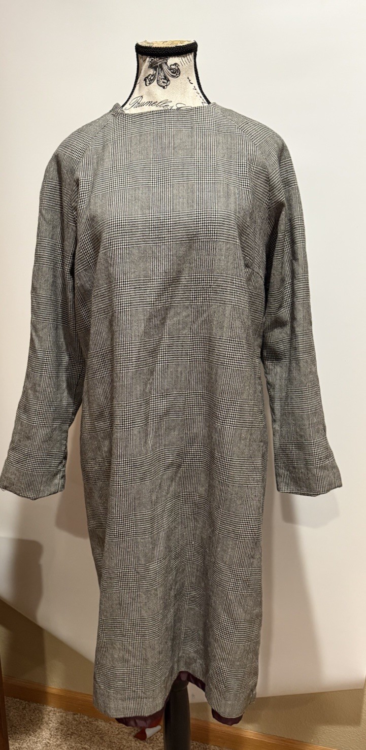Harve Benard by Holtzman Black Plaid Long Shift Dress Size Large Ukraine Vintage