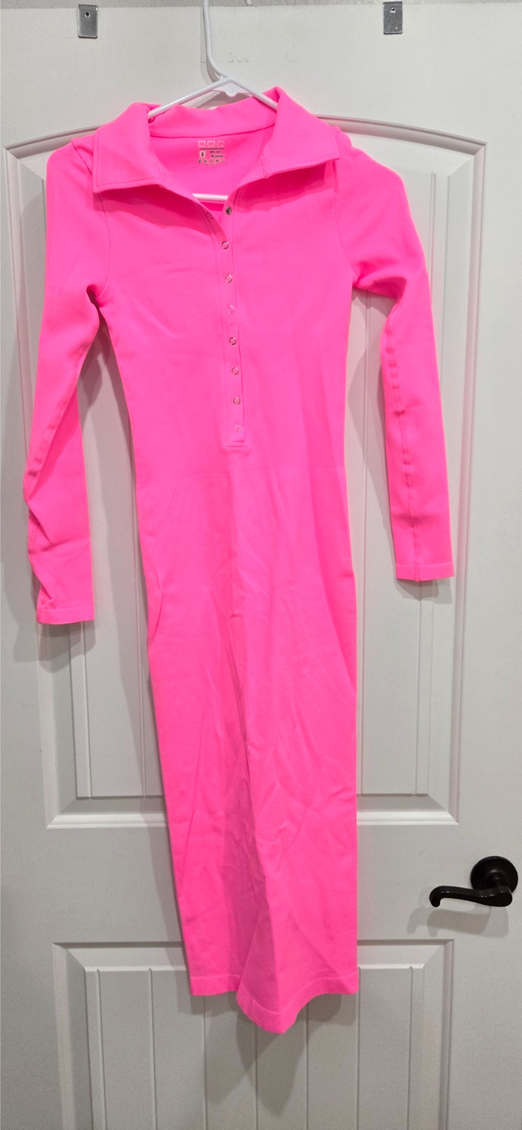 Women’s Small Hot Pink Long Sleeve Knit Ribbed Snap Front Dress OQQ