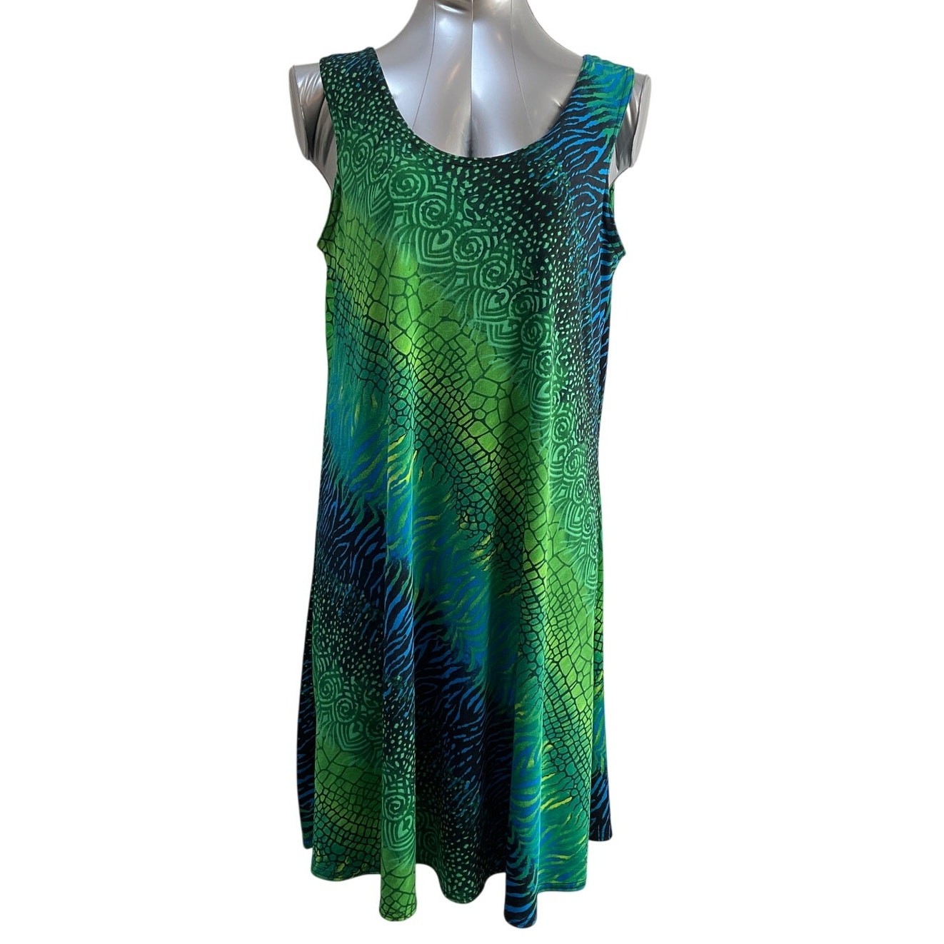 Jostar Wrinkle Resistant Travel Dress Women’s Size Large Green Abstract Print