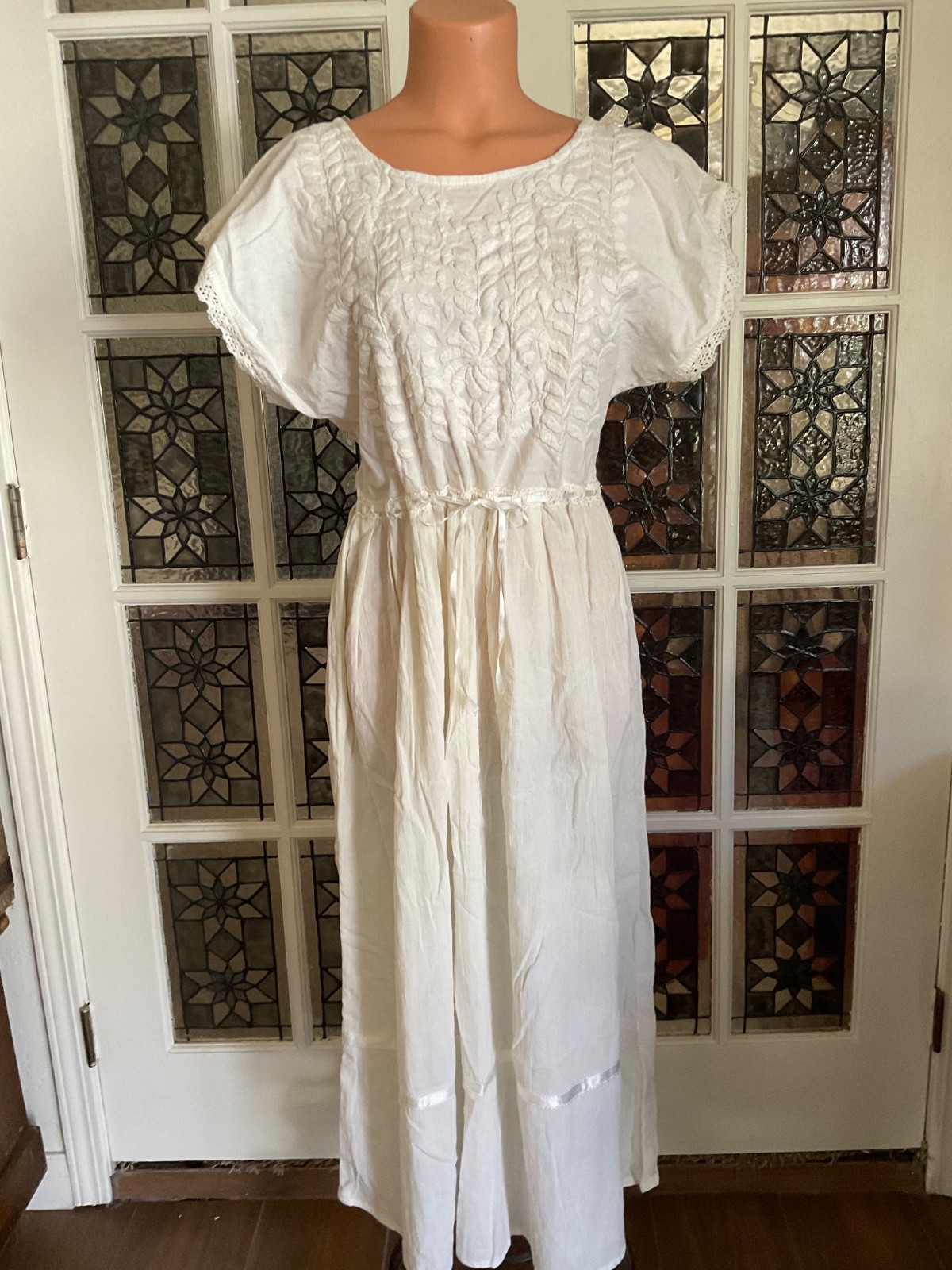 Vtg. White Cotton Dress Embroidered Crochet Lace CottageCore Mexican Wedding