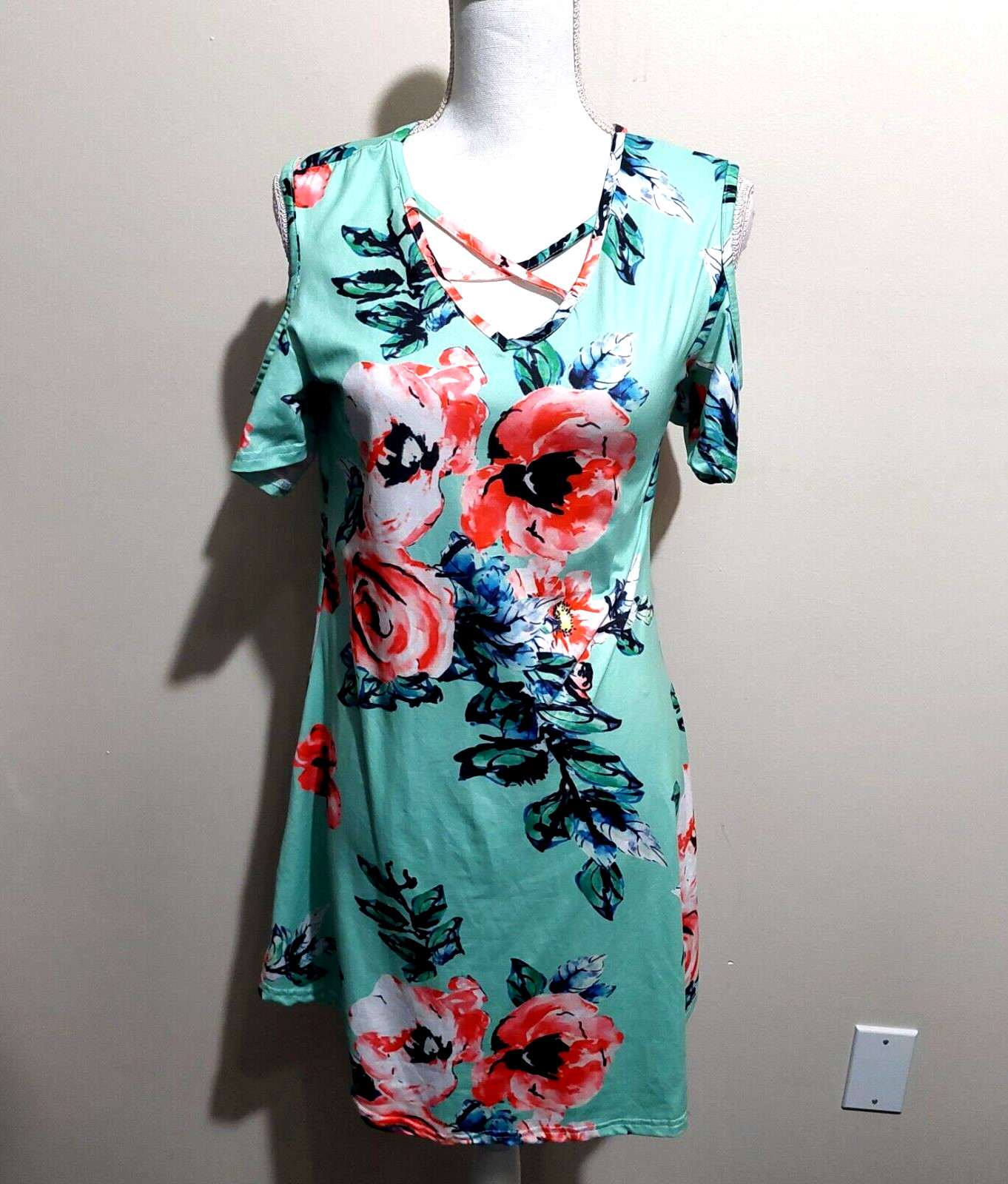 Womens Juniors Medium Cold Shoulder Dress Stretch Floral Knee Length Polyester