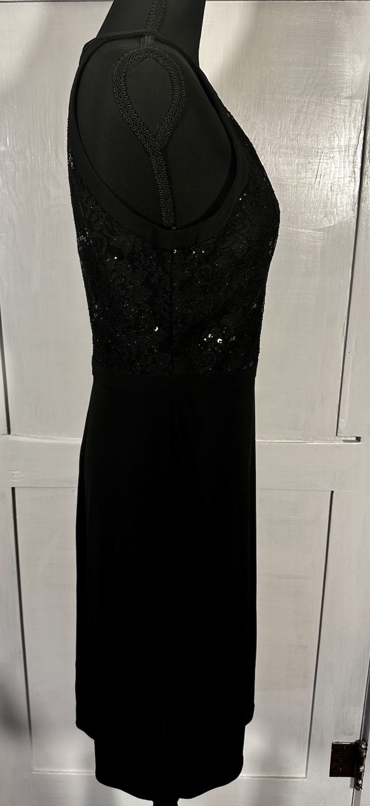 Nightway Black Lace Sequin Halter Mini Cocktail Classic Sexy Dress Sz 8