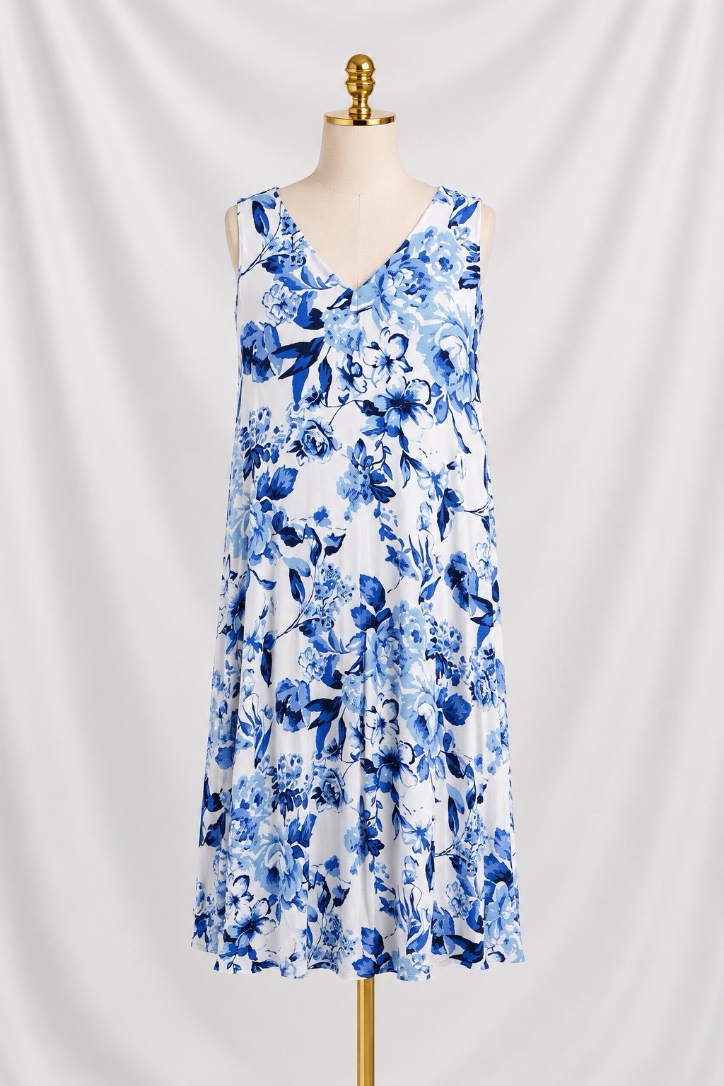 Belle By Kim Gravel Floral Blue White Maxi Dress Pockets Sleeveless Size LP