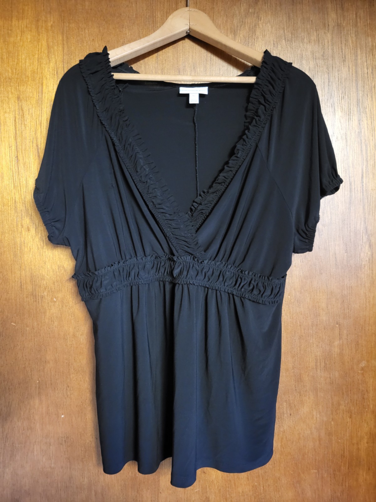 FASHION BUG Size XL Black Stretch Knit Black Shirt