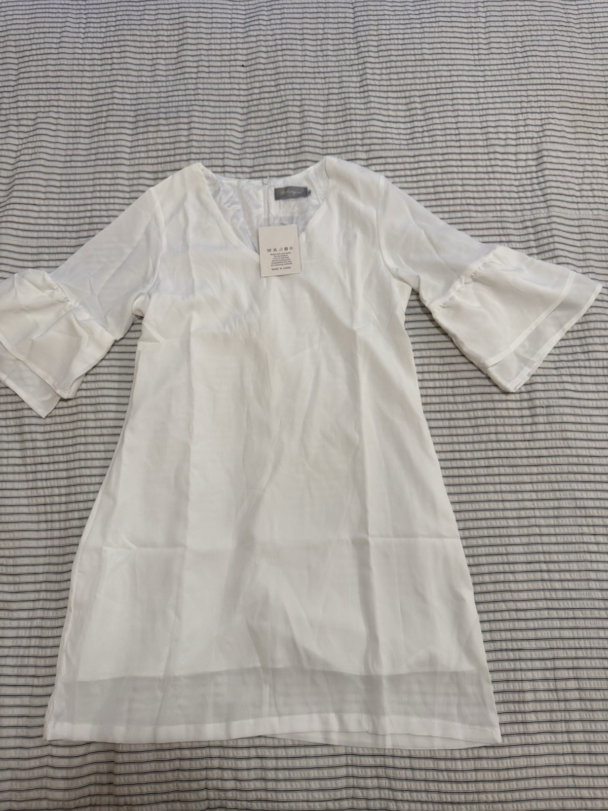 Belongsci White Shift Dress M V-Neck 3/4 Bell Bell Sleeve Solid 8817#
