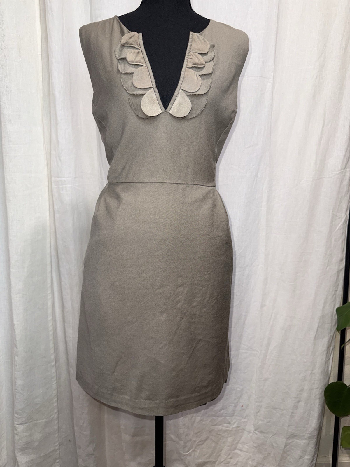 J.Crew Wool Dress Size 12 Taupe Sleeveless Ruffle Neck Work Office Classic