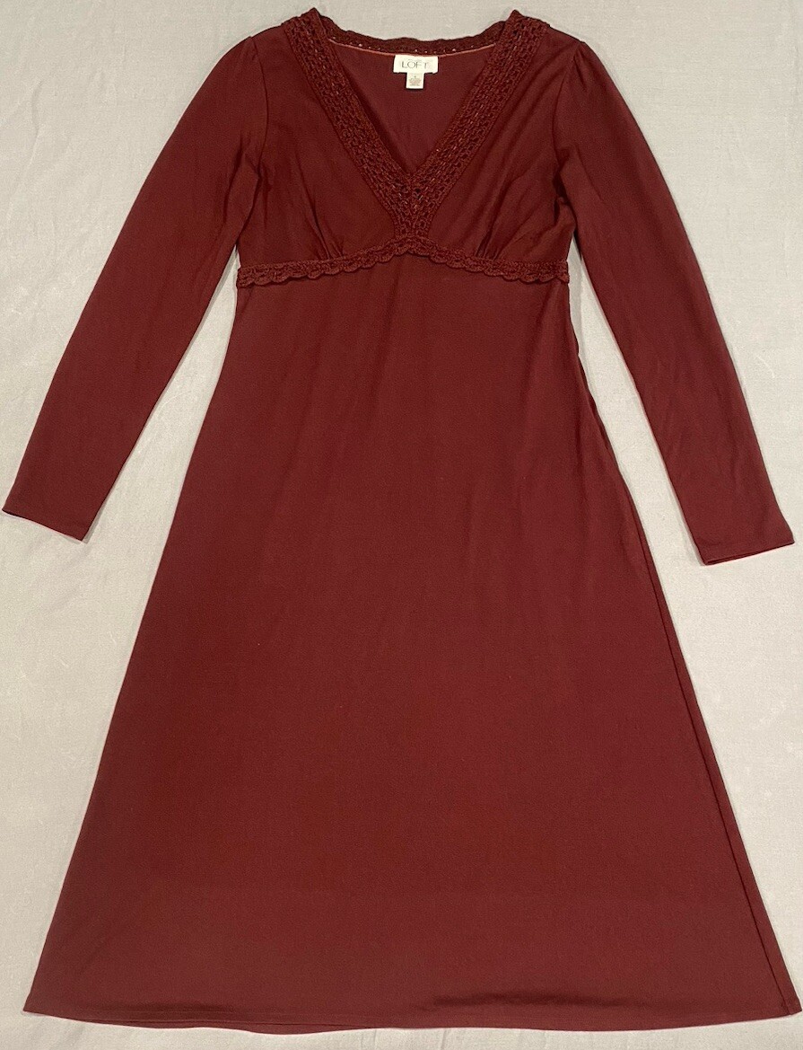 Ann Taylor LOFT Women’s Dress Red Burgundy Midi Long Sleeve V neck Classic City