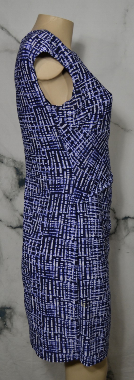CHAPS Black Blue White Patterned Dress Large Slight Cap Sleeve Twist Waist