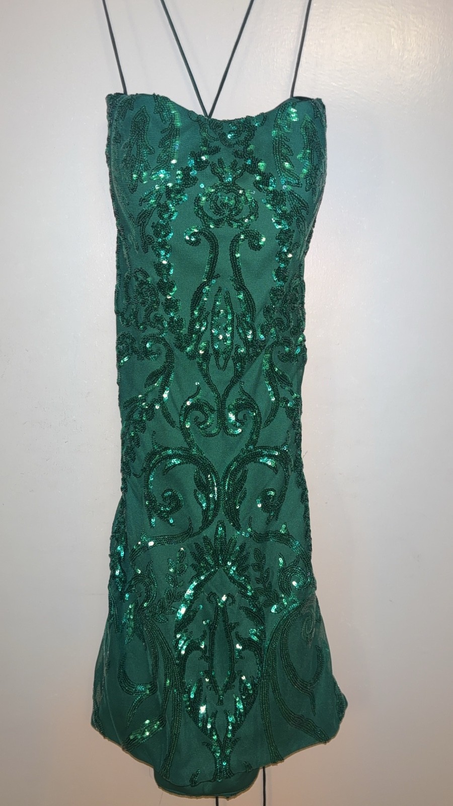 ALYCE Paris Emerald green homecoming/formal dress with sequined floral and vine