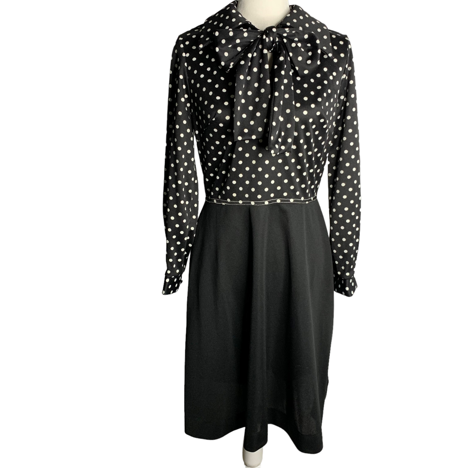 Vintage 70s Polka Dot Dress M Black Point Collar Pussy Bow Secretary Academia