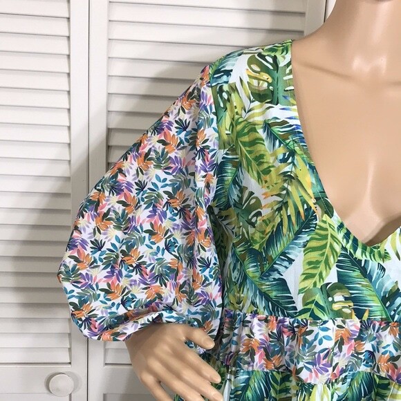 All Things Mochi Liona Mini 3/4 Sleeves Dress Tropical Multicolor Floral Large
