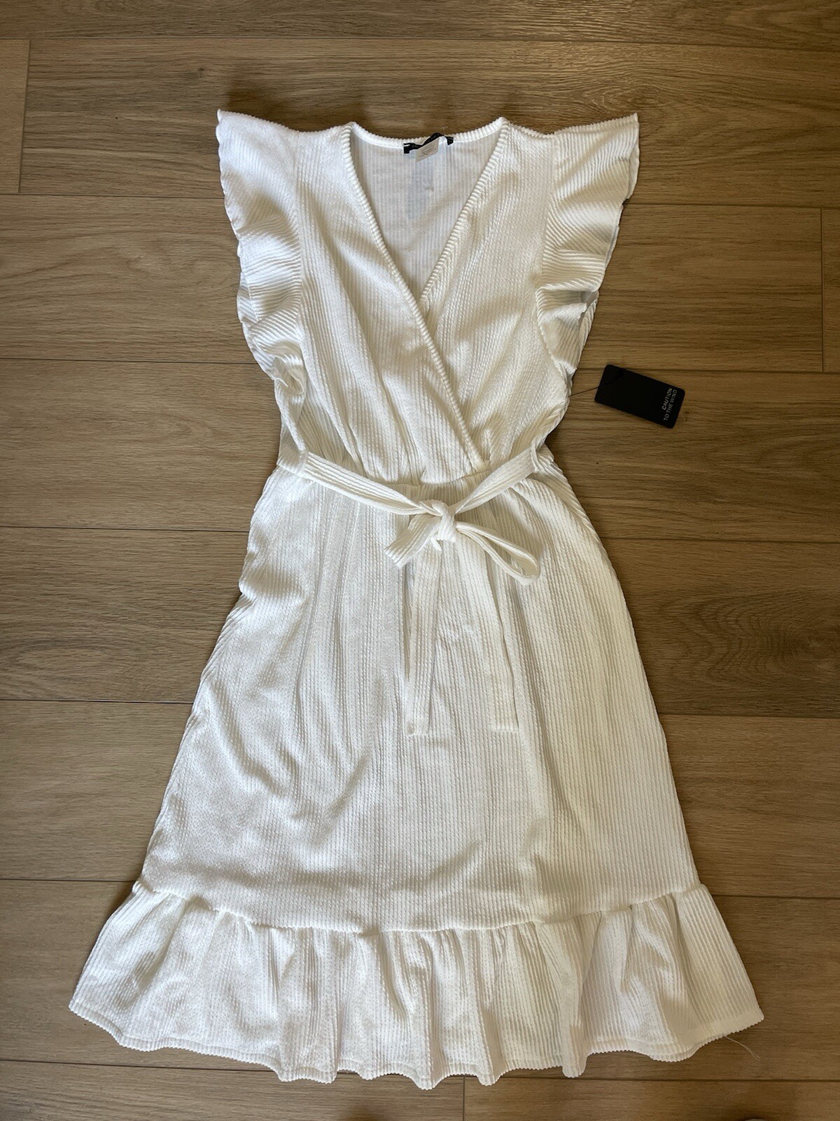 Caution To The Wind Beautiful White Dress Ruffles Medium NEW
