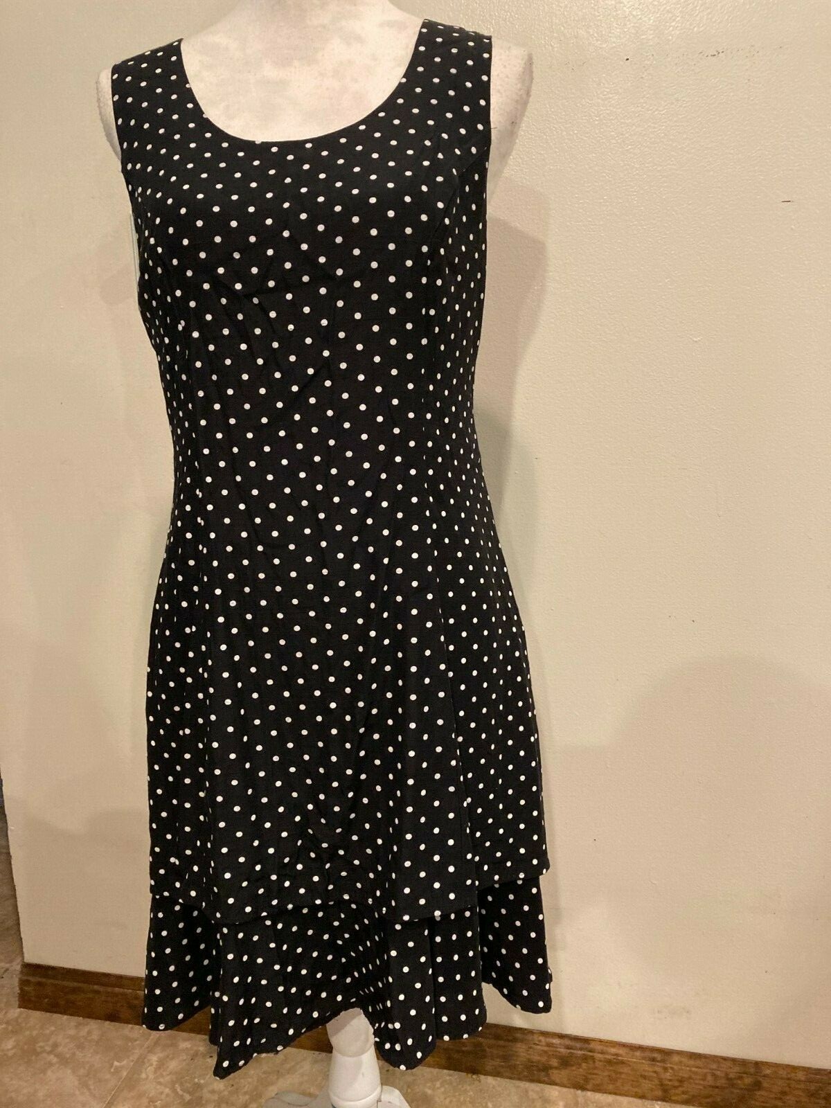 Calendar Sleeveless Dress, Medium, Double Skirt, Back Zipper