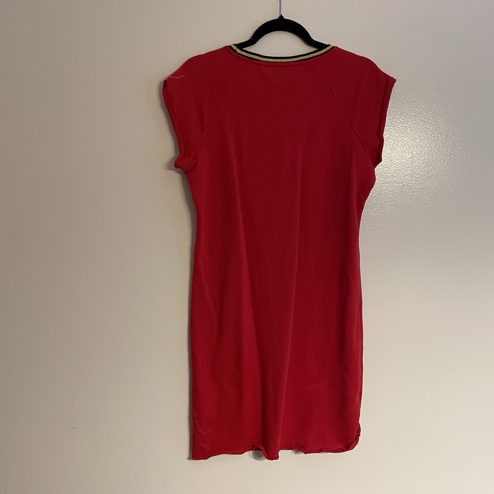 Calvin Klein Women S Red w/Black & Gold Trim Raw Edge Short Sleeve & Hem Dress