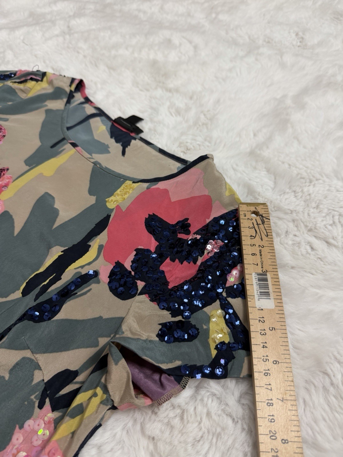 DKNY Beige Floral Sequin Chiffon Shift Dress Scoop Neck Short Sleeve Knee L