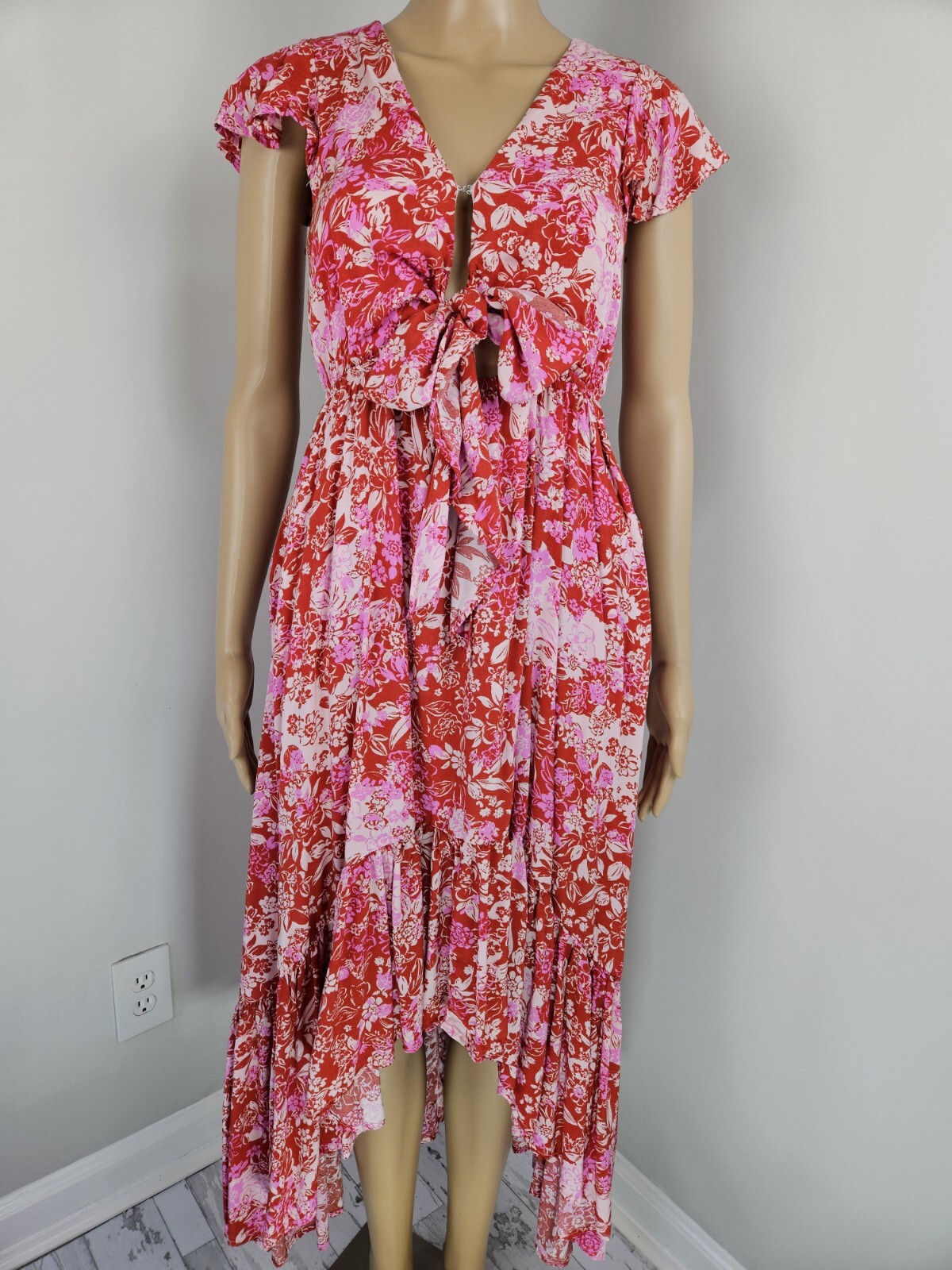 Vici Womens Dress Small Hi Low Maxi Pockets Ruffle Raspberry Floral