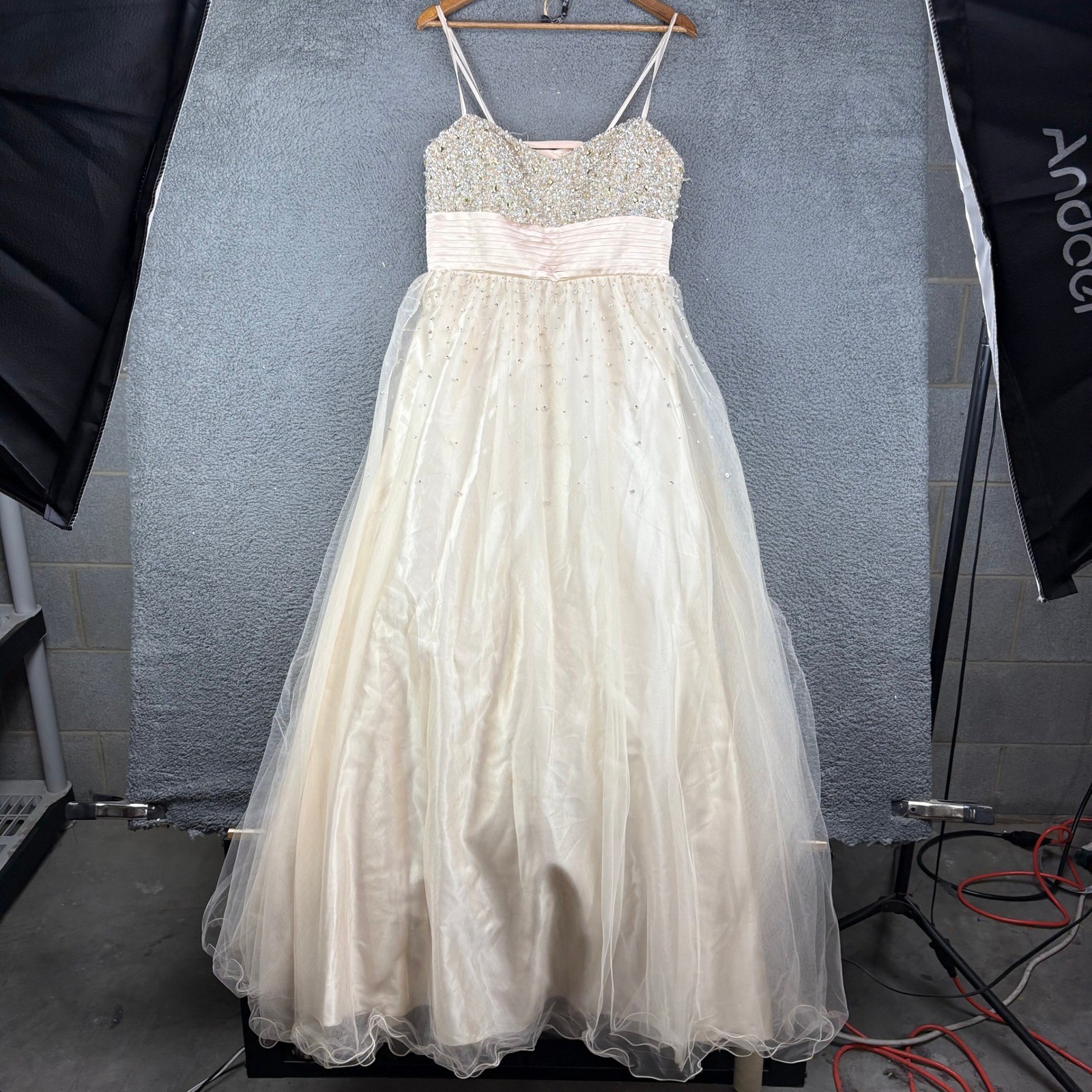 Dave & Johnny Champagne Sequin Beaded Tulle Prom Gown Dress 19/20 Plus Size