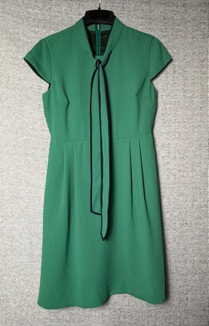 J.Crew A-Line Cap Sleeve Tie Neck Dress Women’s Size 8P Green Pleated Skirt NWT