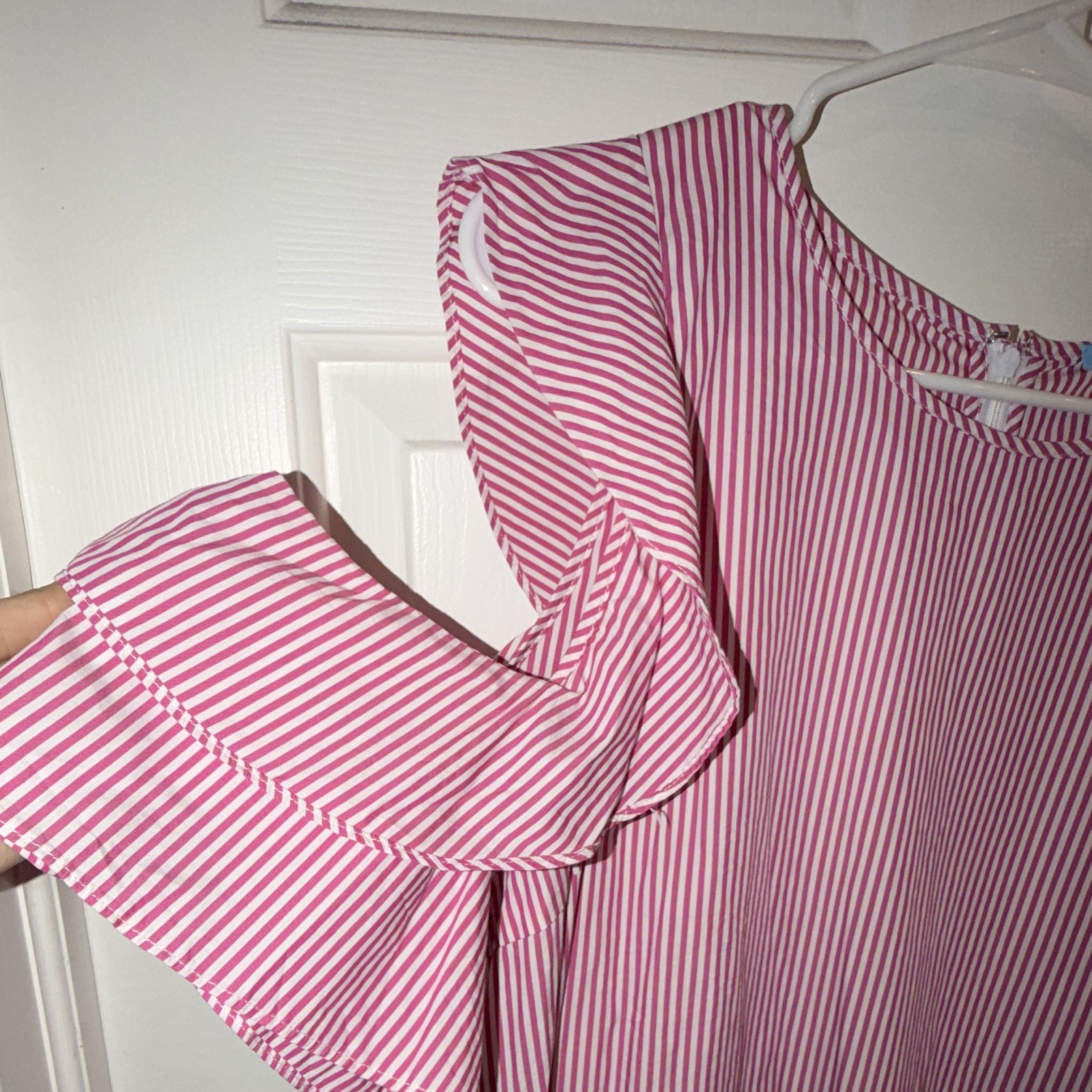J. McLaughlin Striped Cold Shoulder Ruffle Shift Dress Pink/White XL Knee