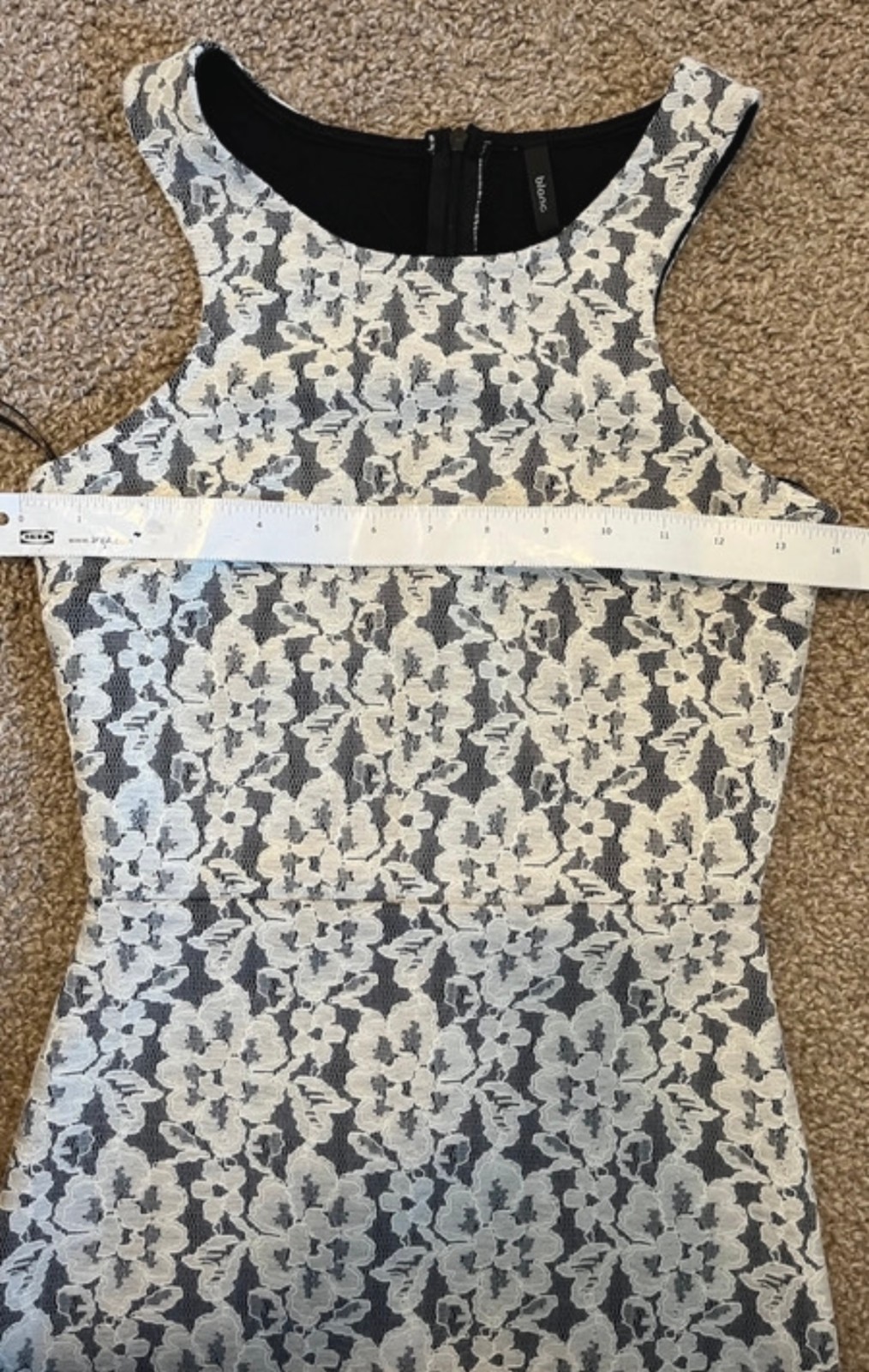 Blanc black/ white floral lace bodycon dress, size xs