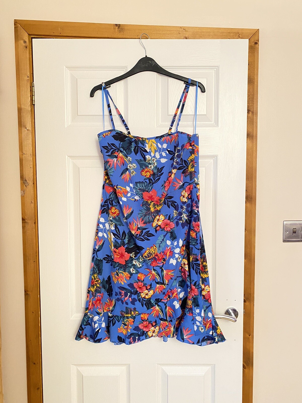 BLUE VANILLA Short Tropical Floral Blue Wrap Dress UK 14 BNWT Flowers