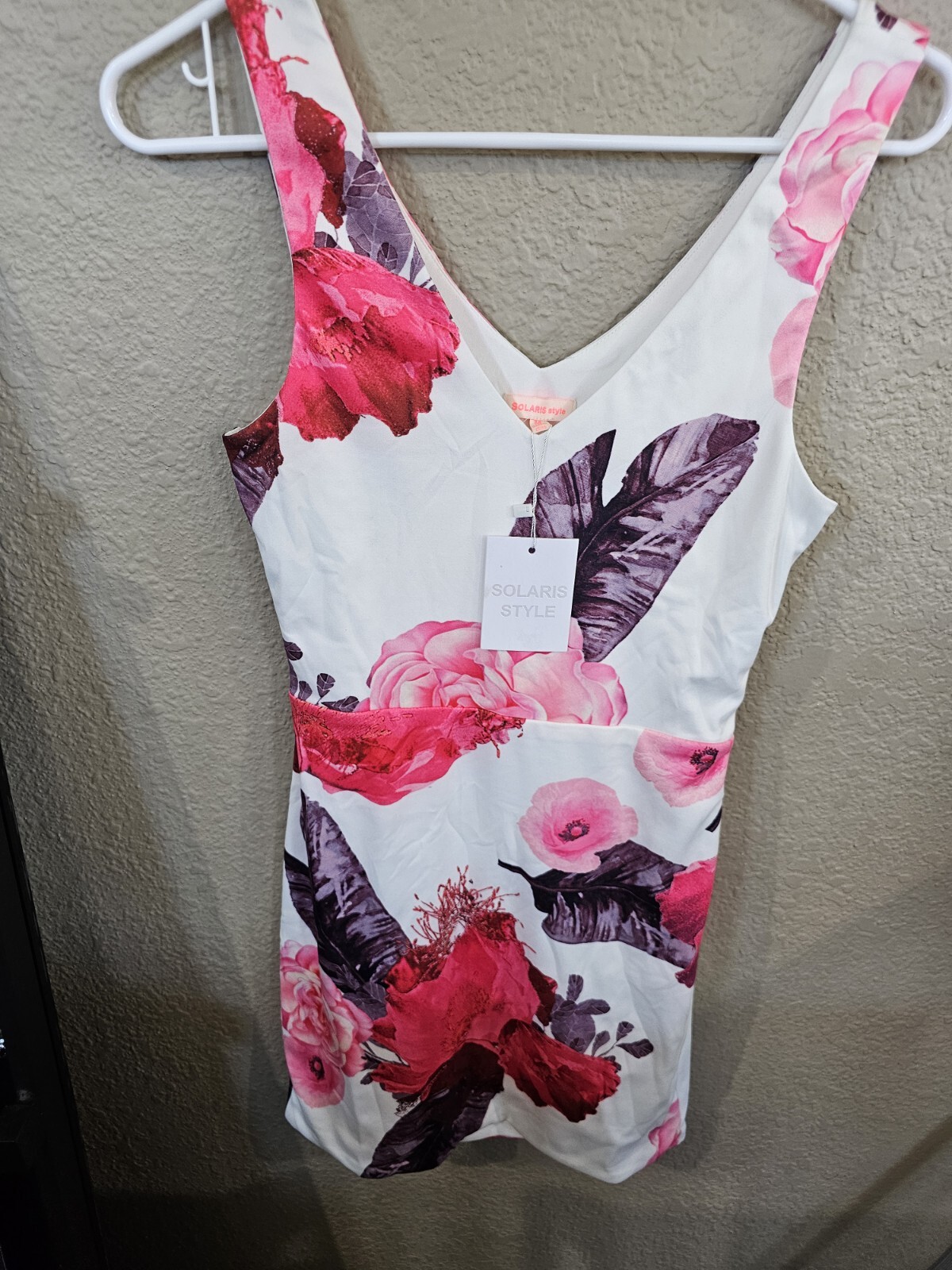 Solaris Style White Pink Floral Print Above Knee Dress Women’s Medium NEW