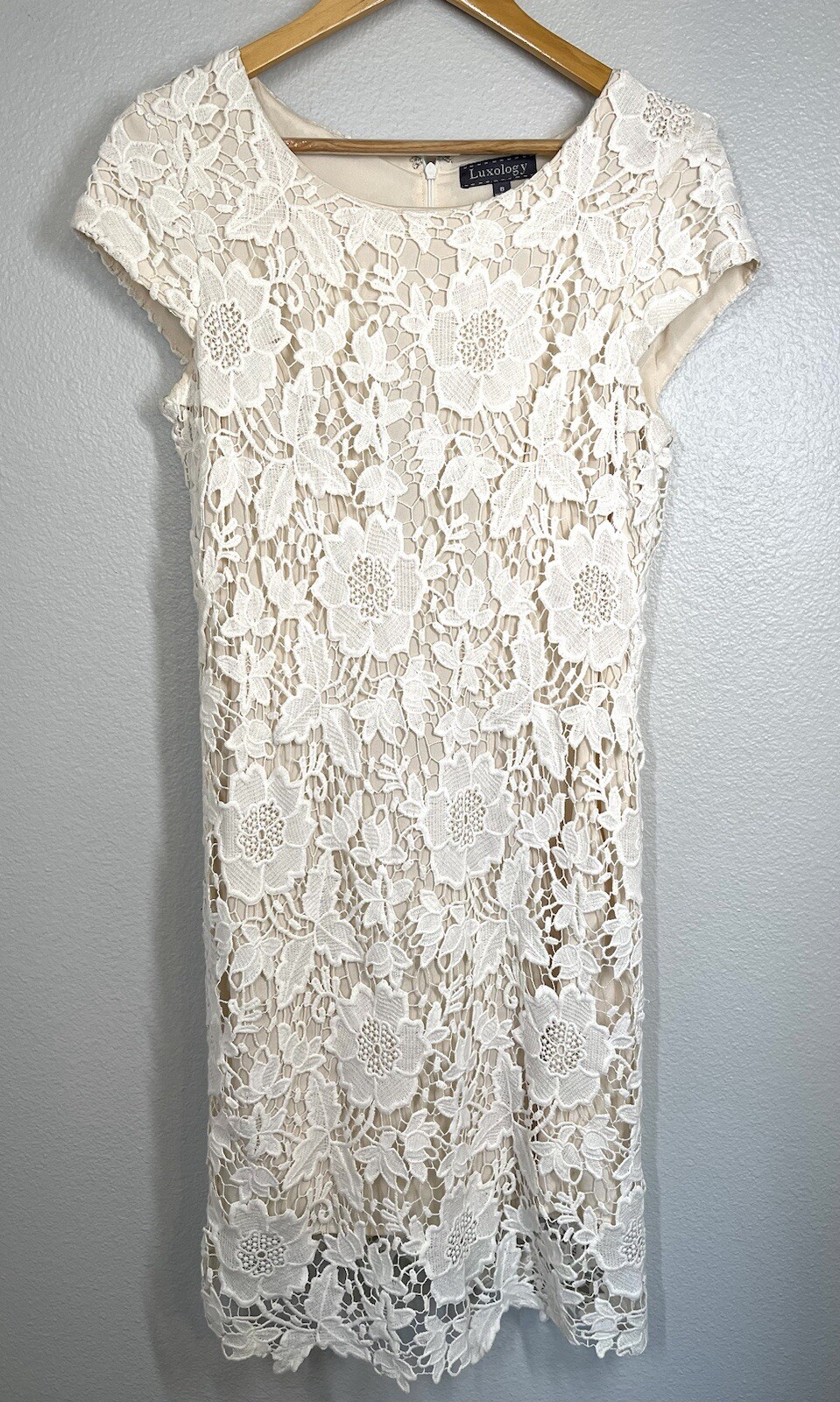 Luxology Lace Off-White Dress Romantic Elegant Womens Sz 8 Wedding Shower Church
