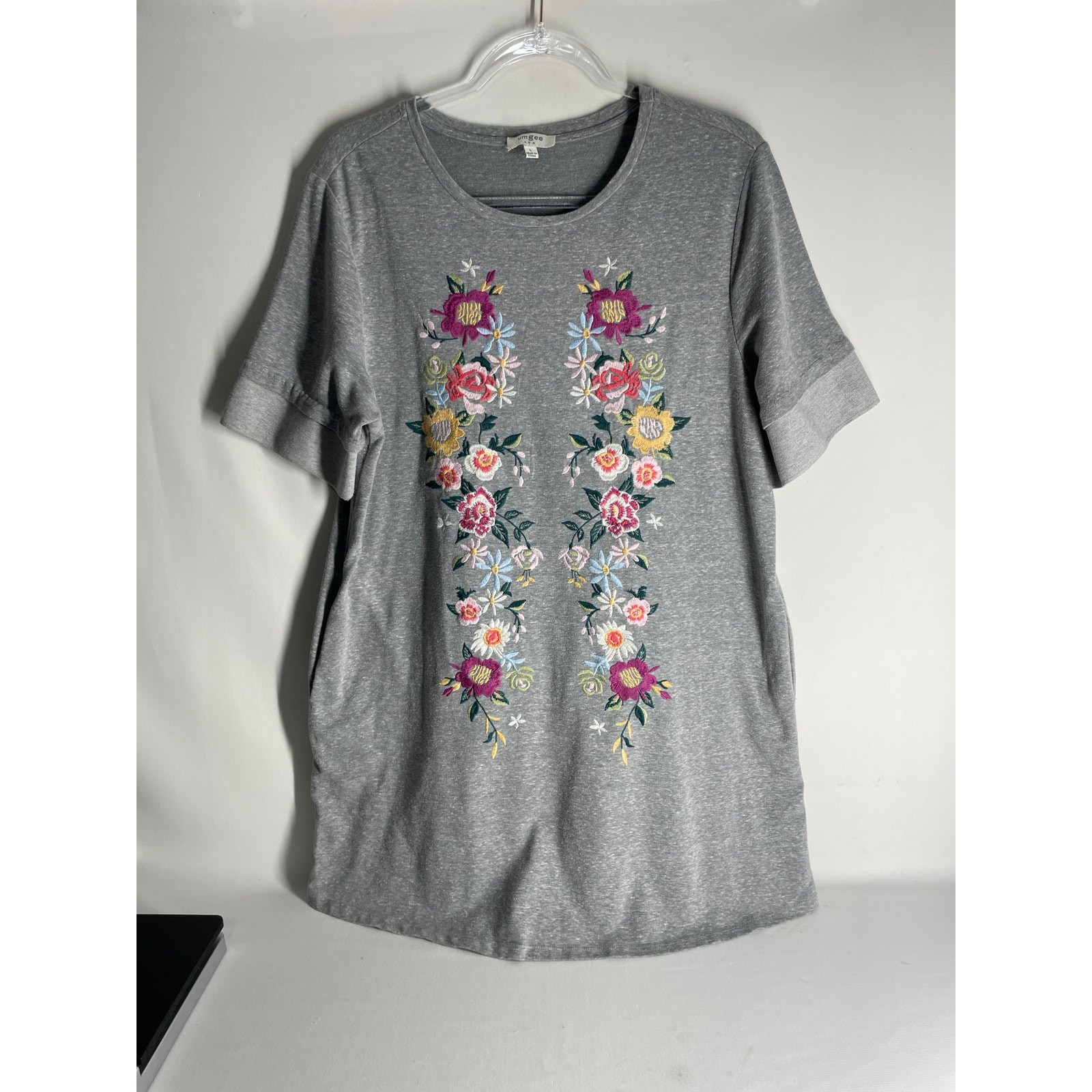 Umgee Grey Floral Embroidered Short Sleeve T-shirt Dress Mini Size Large