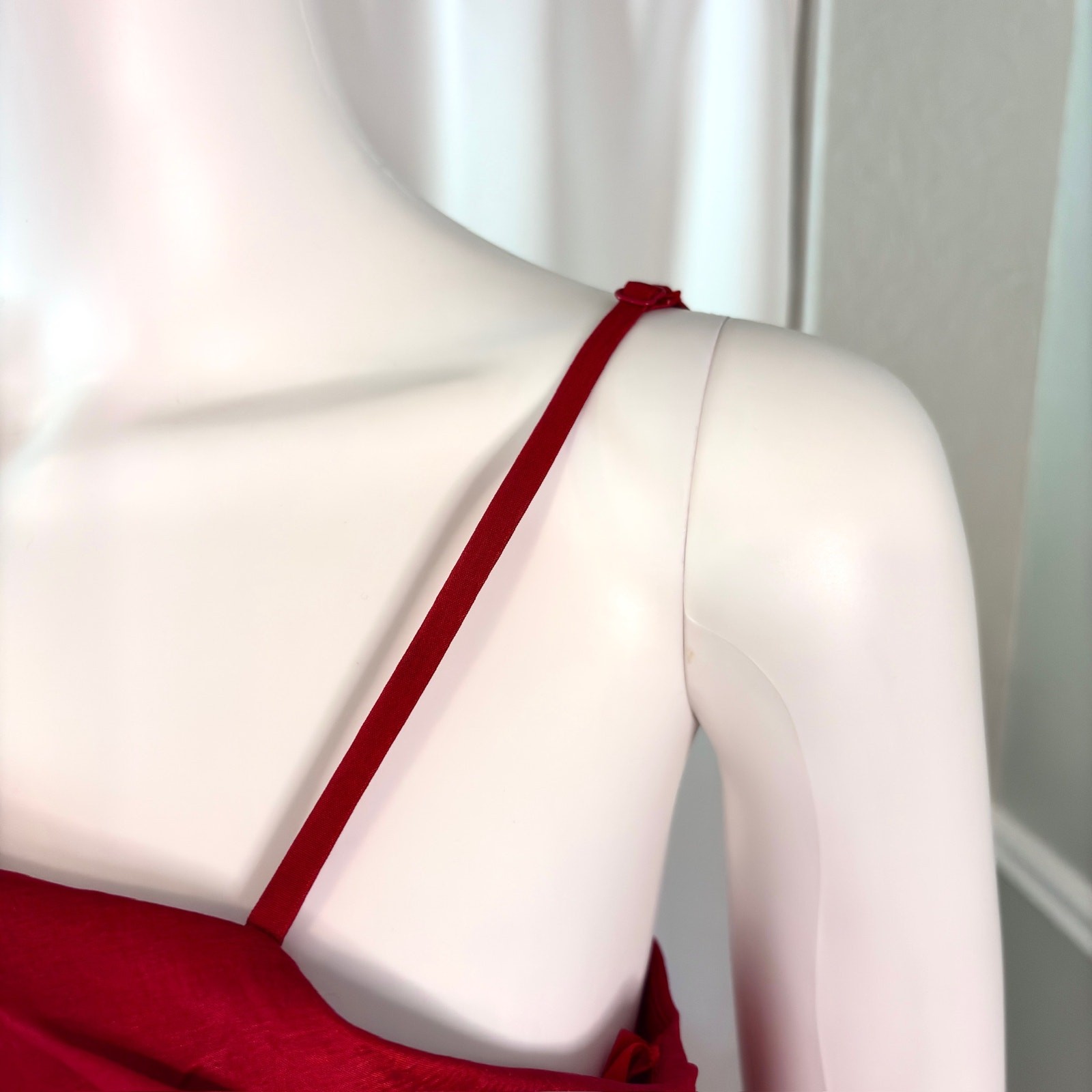 Dancing Queen Red Ruffle Dress Size Medium Ruched Mermaid Gown Formal Y2K Glam