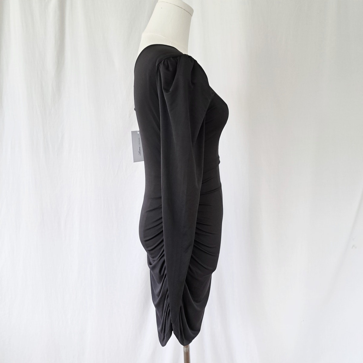 New LOVERS + FRIENDS Kenia One Shoulder Mini Dress Size Small Black Asymmetric