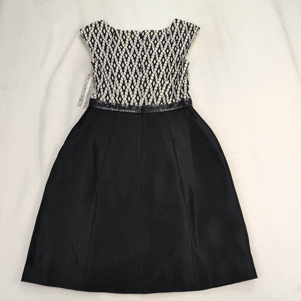 Kay Unger Black & Ivory A-Line Cocktail Dress Size 6 Beaded Waist