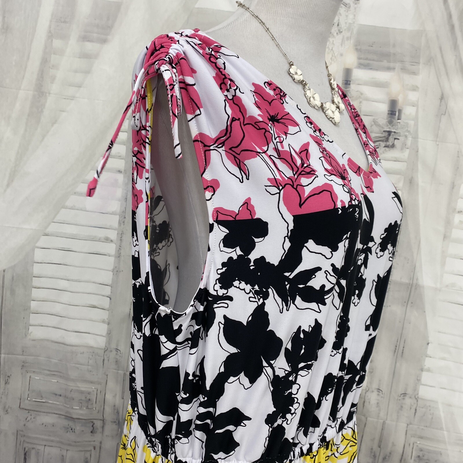 Ruby Rd 1X Floral Pink Yellow White Sleeveless Dress Pullover Asymmetrical B25