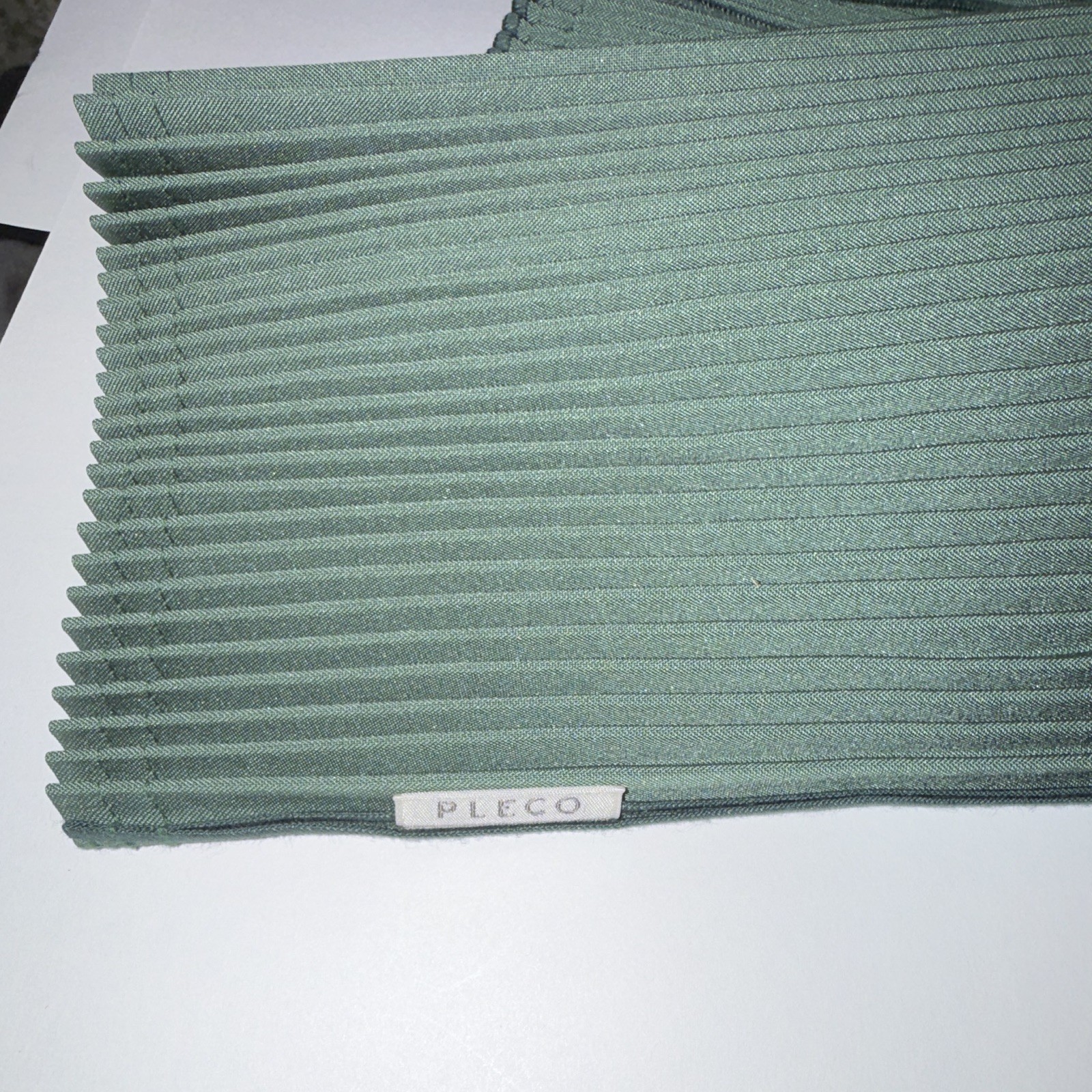 PLECO Green Solid Pleated Soft Purse Bag Made in Spain Tie Closure