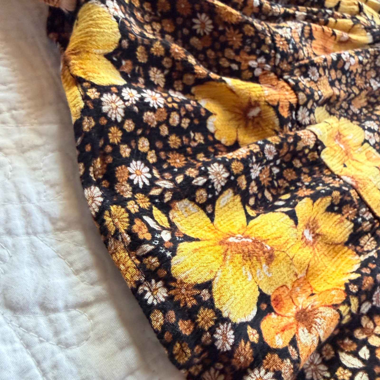 Boho-Chic 70s Hippie Floral Mini Dress Bell Sleeves Sz S Cottagecore Whimsigoth