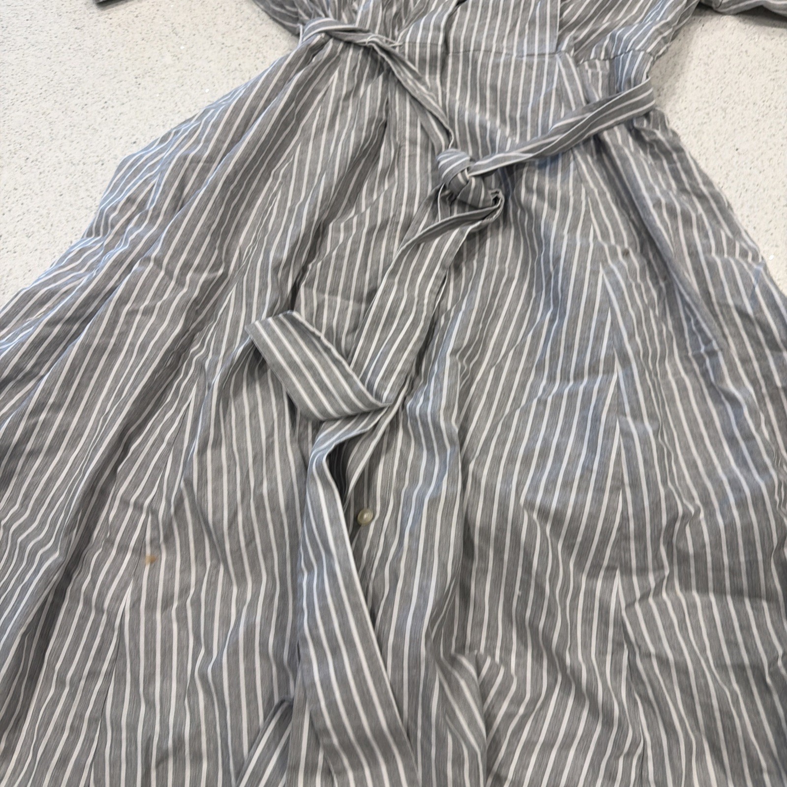 Calvin Klein Woman’s Size Medium Sun Dress Light