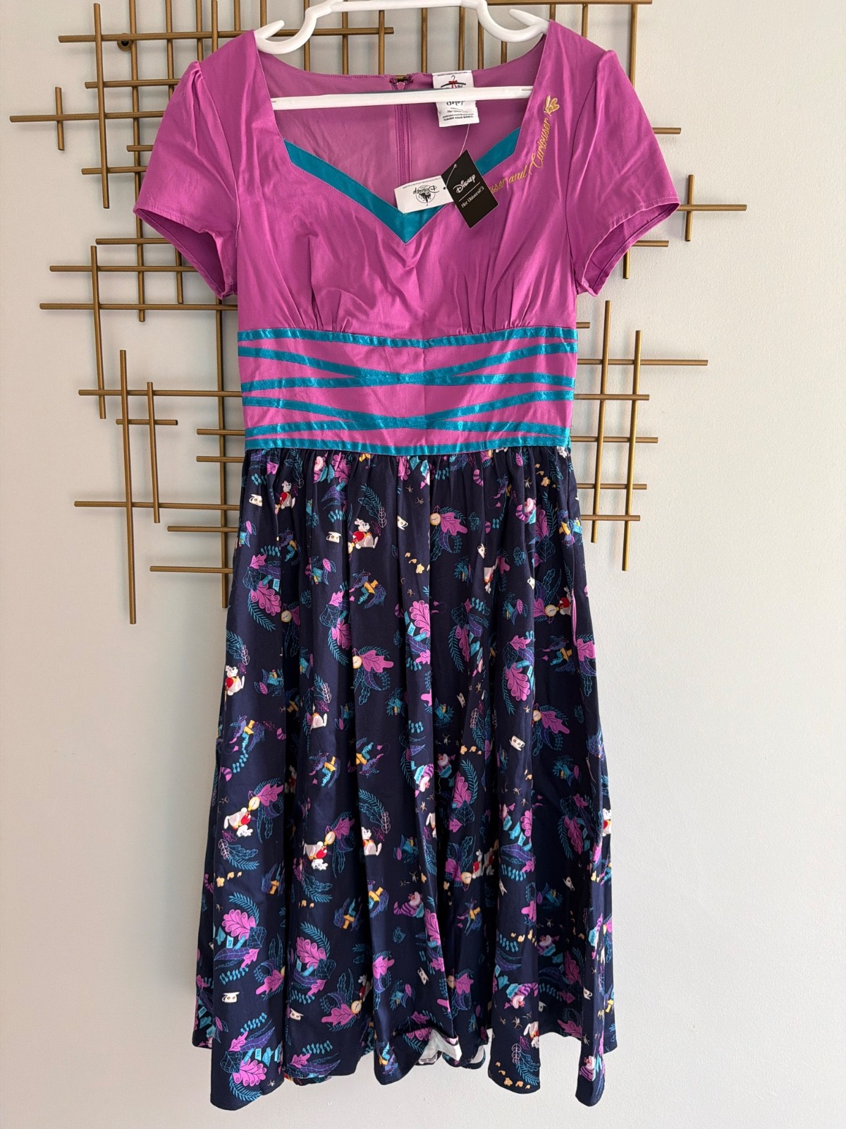 Dress Shop Disney Her Universe Alice in Wonderland XS NWT