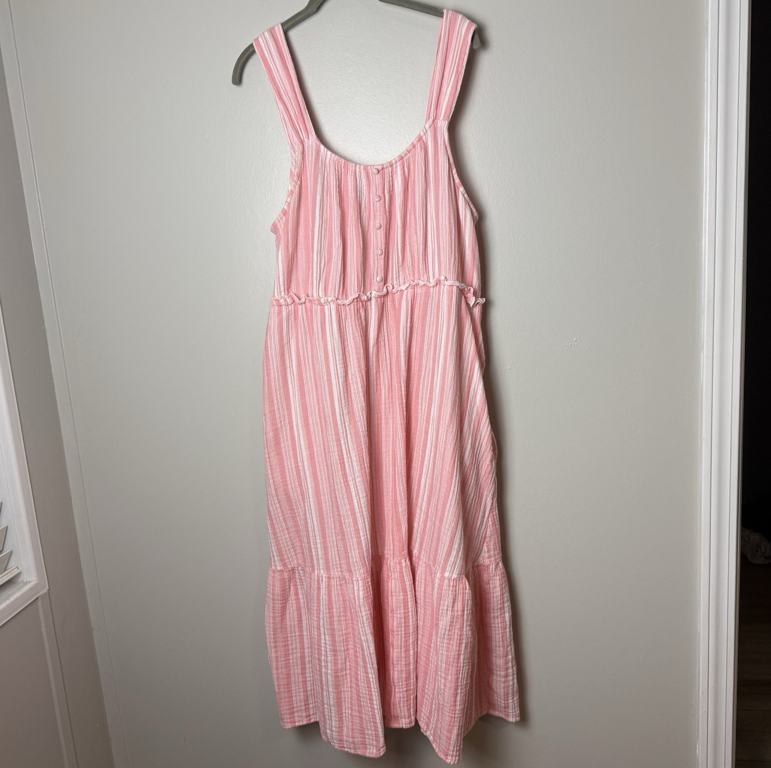 Time and Tru Sleeveless Midi Dress Size Large Gauzy Cotton Side Pockets Pink