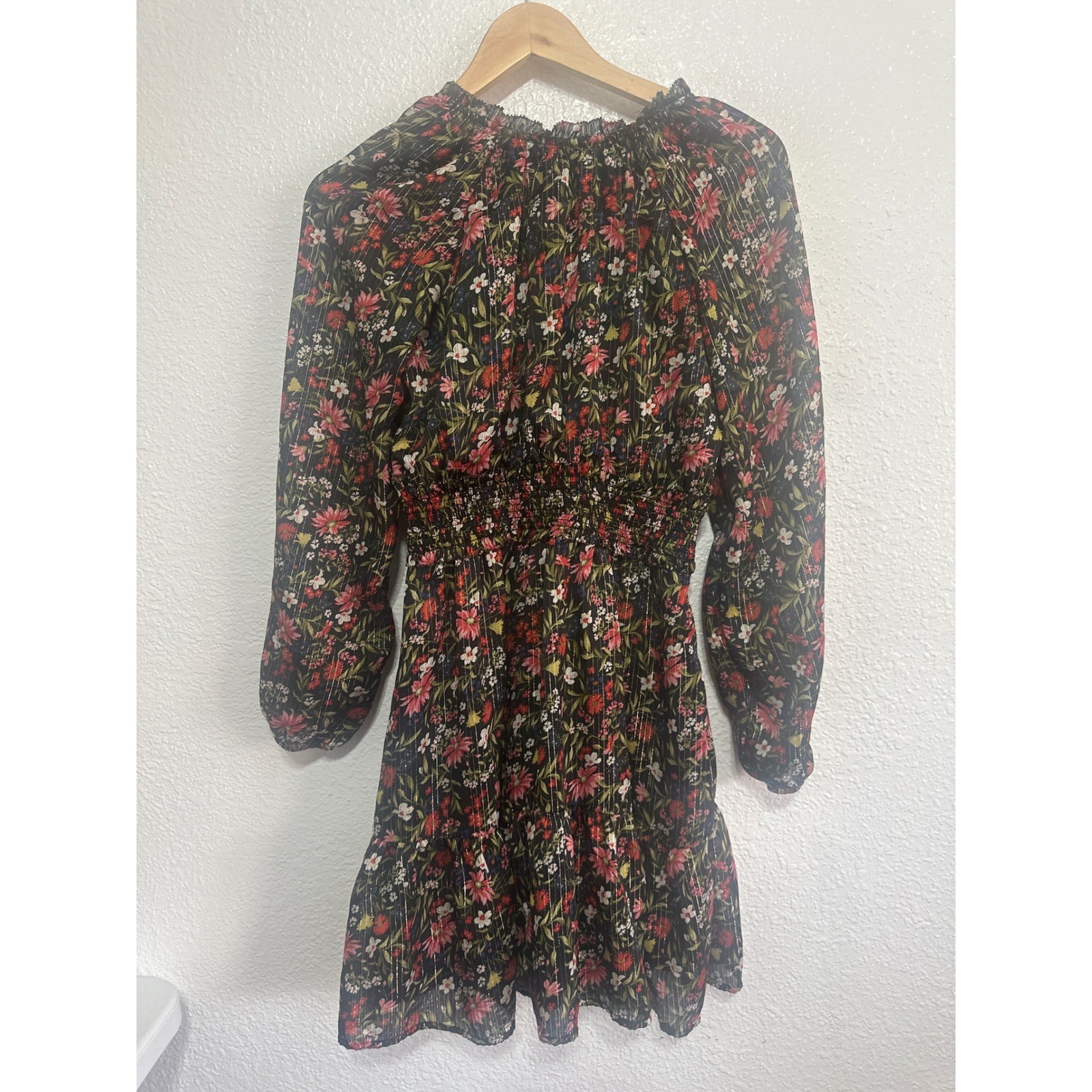 Old Navy Floral Metallic Lurex Smocked Mini Dress Black Red Pink Gold Long Sleev