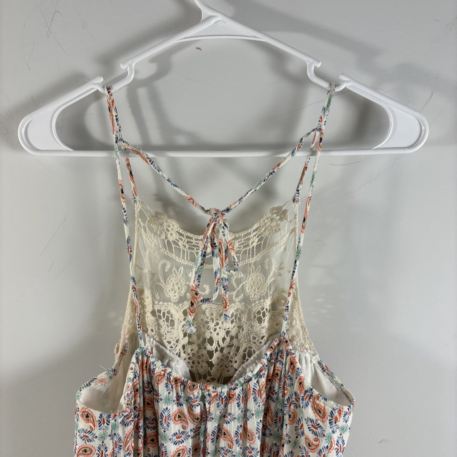 ALTAR’D STATE SUNDRESS WHITE ORANGE BLUE SPAGHETTI STRAPS SZ MEDIUM