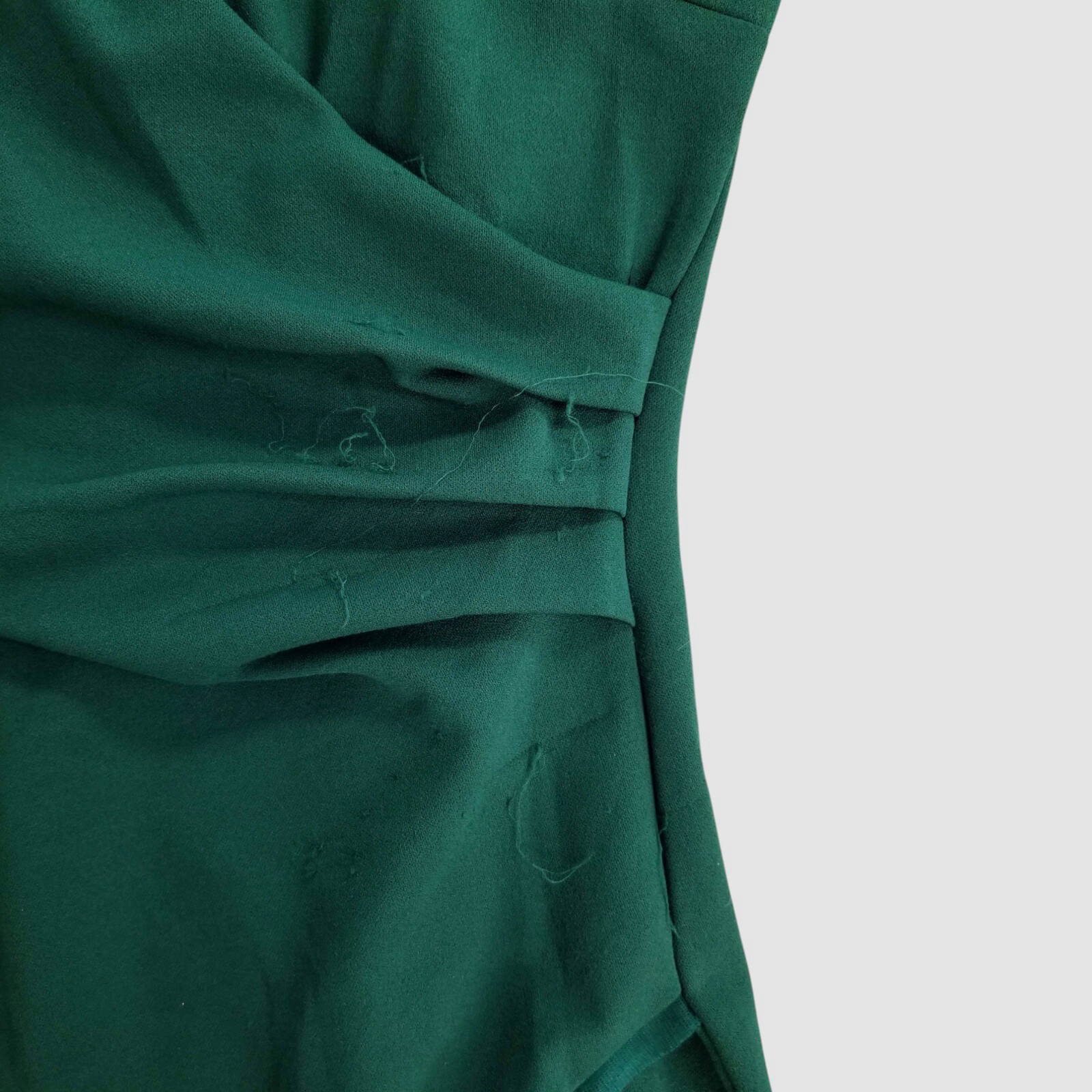 Emerald Sundae Women Green Sleeveless V-Neck Rhinestone Fringe Dress Size M