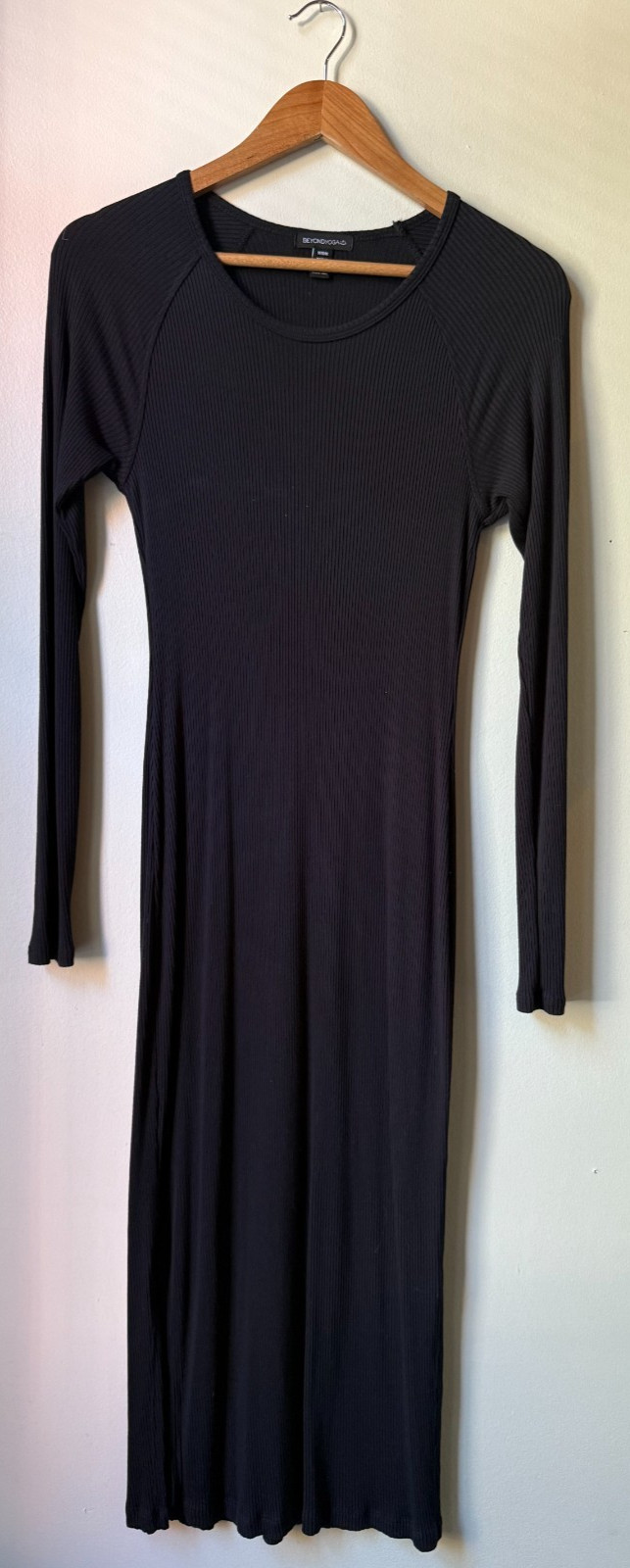 Beyond Yoga Contours Dress M Black Ribbed Modal Midi Long Sleeve USA EUC