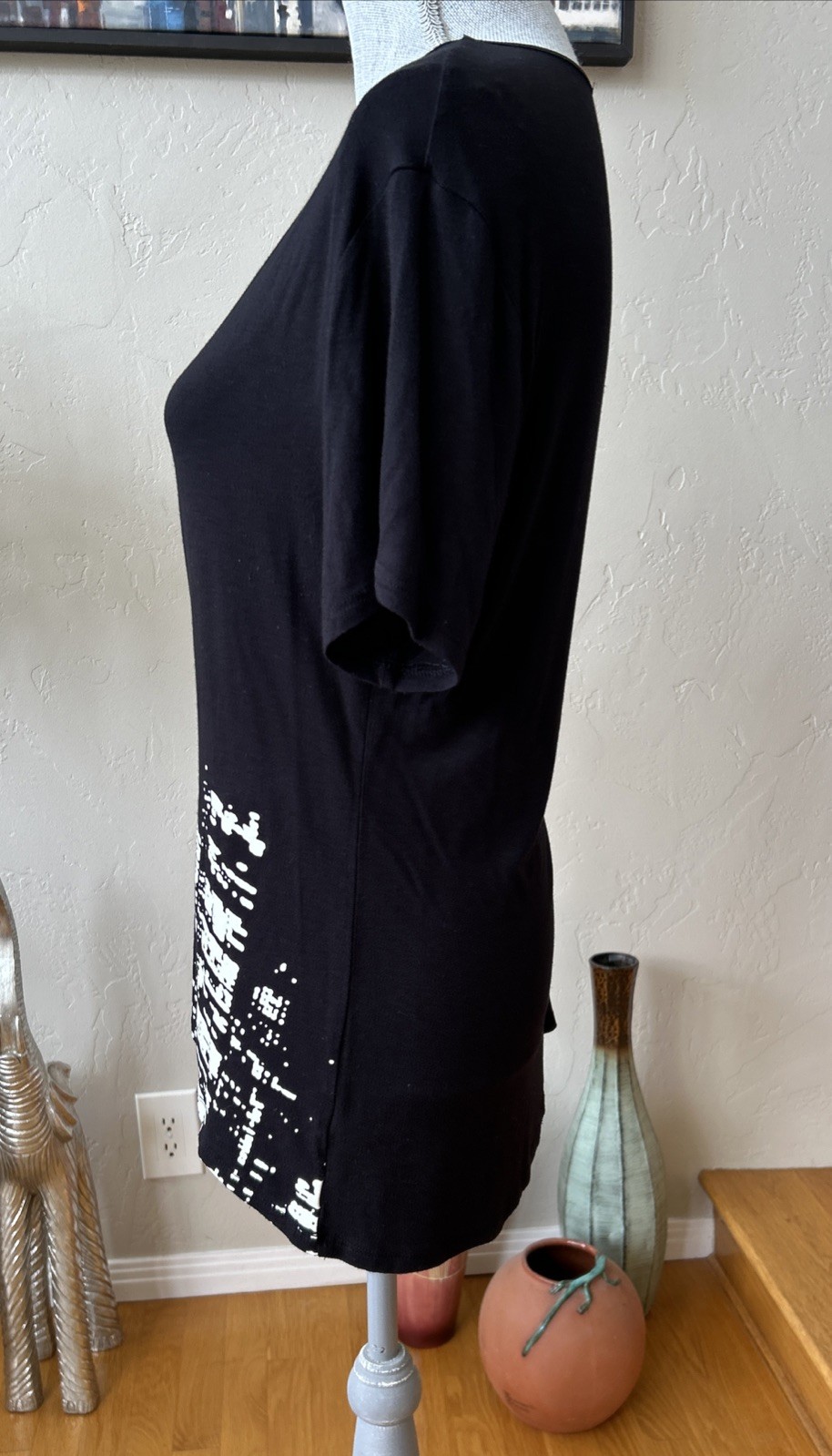 Elie Tahari Design Nation NYC Fit & Flare City Skyline Black & White Top Women M
