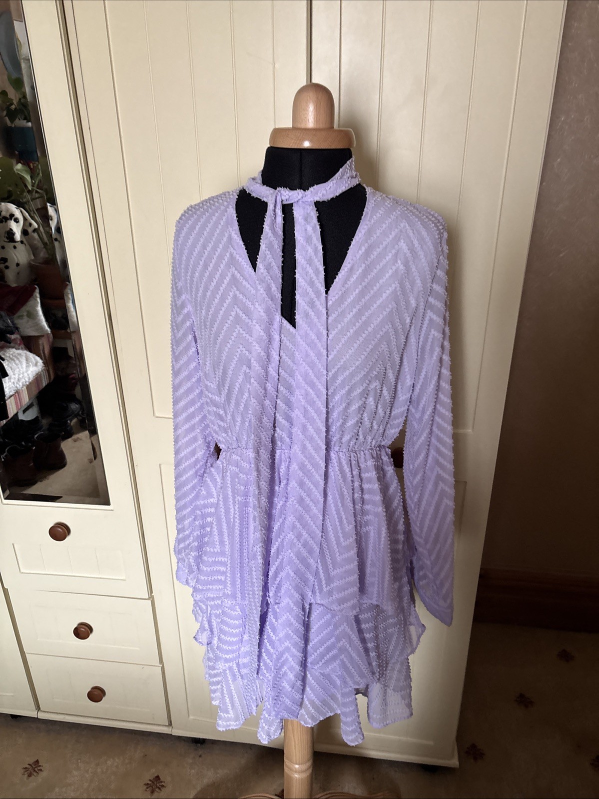 IVIVI Ladies Short Dress Size 14 Lilac Purple Long Sleeve Semi Sheer Flounce NEW