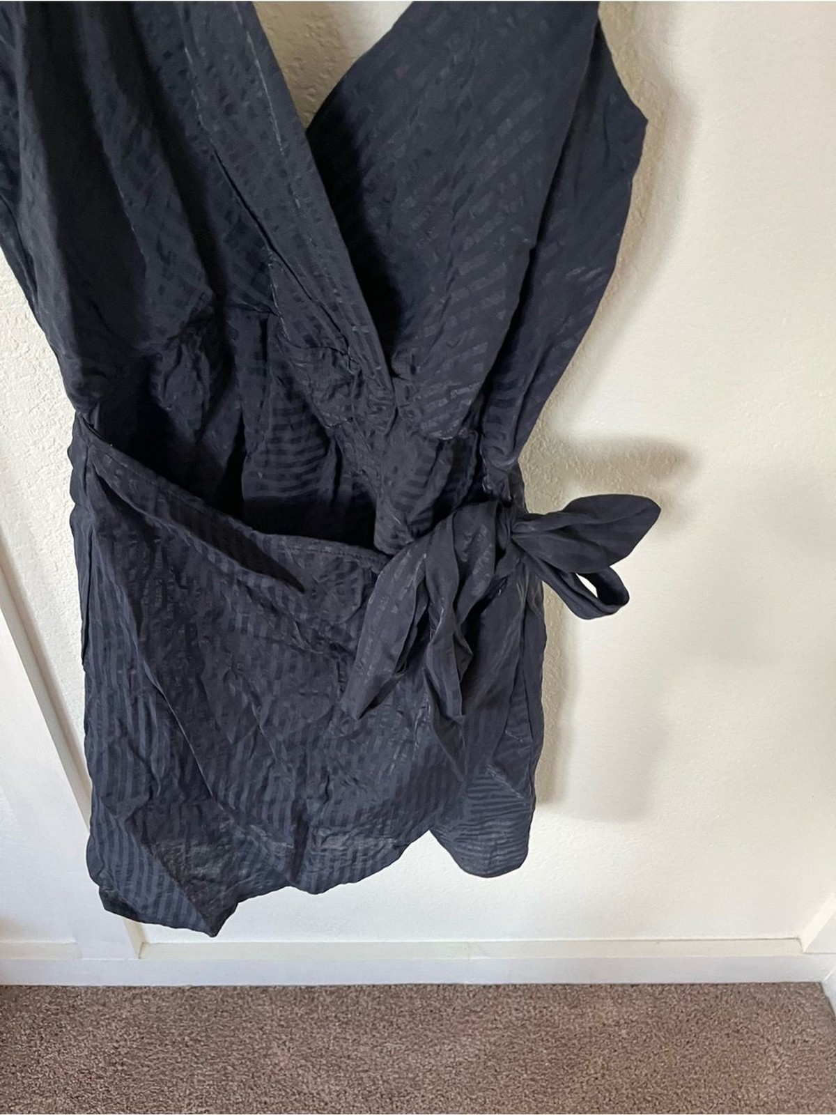 Saints + Secrets Women’s Large Navy Tie Dress NWT
