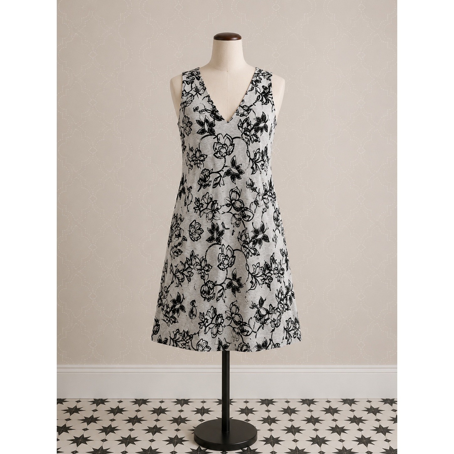 Press Dress V Neck Sleeveless Dress w/Floral Print stretchy cotton, Size XL