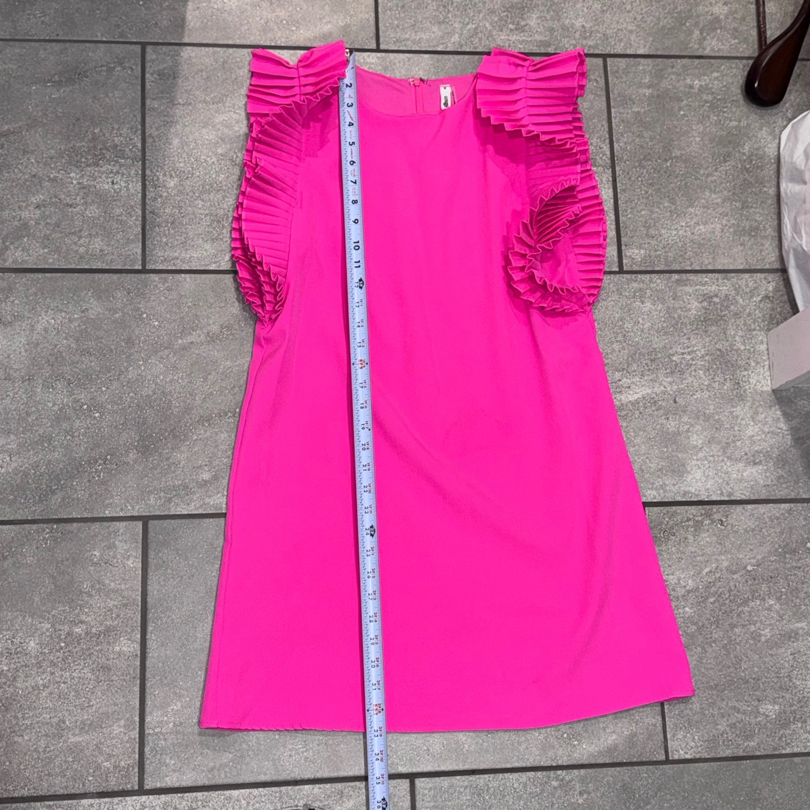 GLAM Ruffle Sleeve Mini Dress Womens Medium Hot Pink EUC Pleated Shift Lined