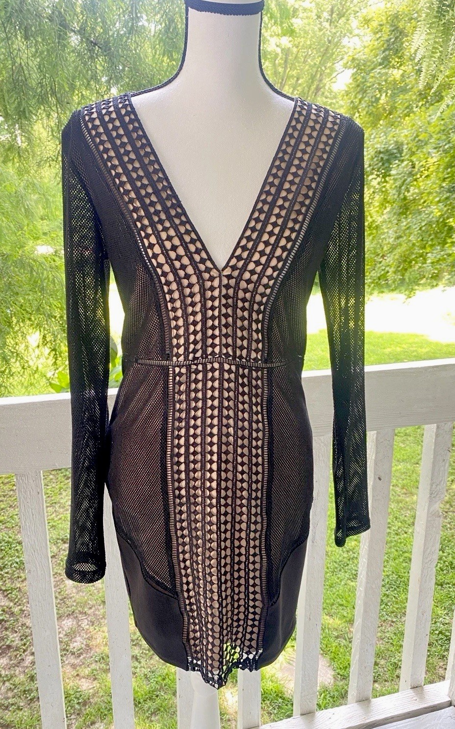 AKIRA Chicago Red Label Black and Nude Long Sleeve Bodycon Dress size Large