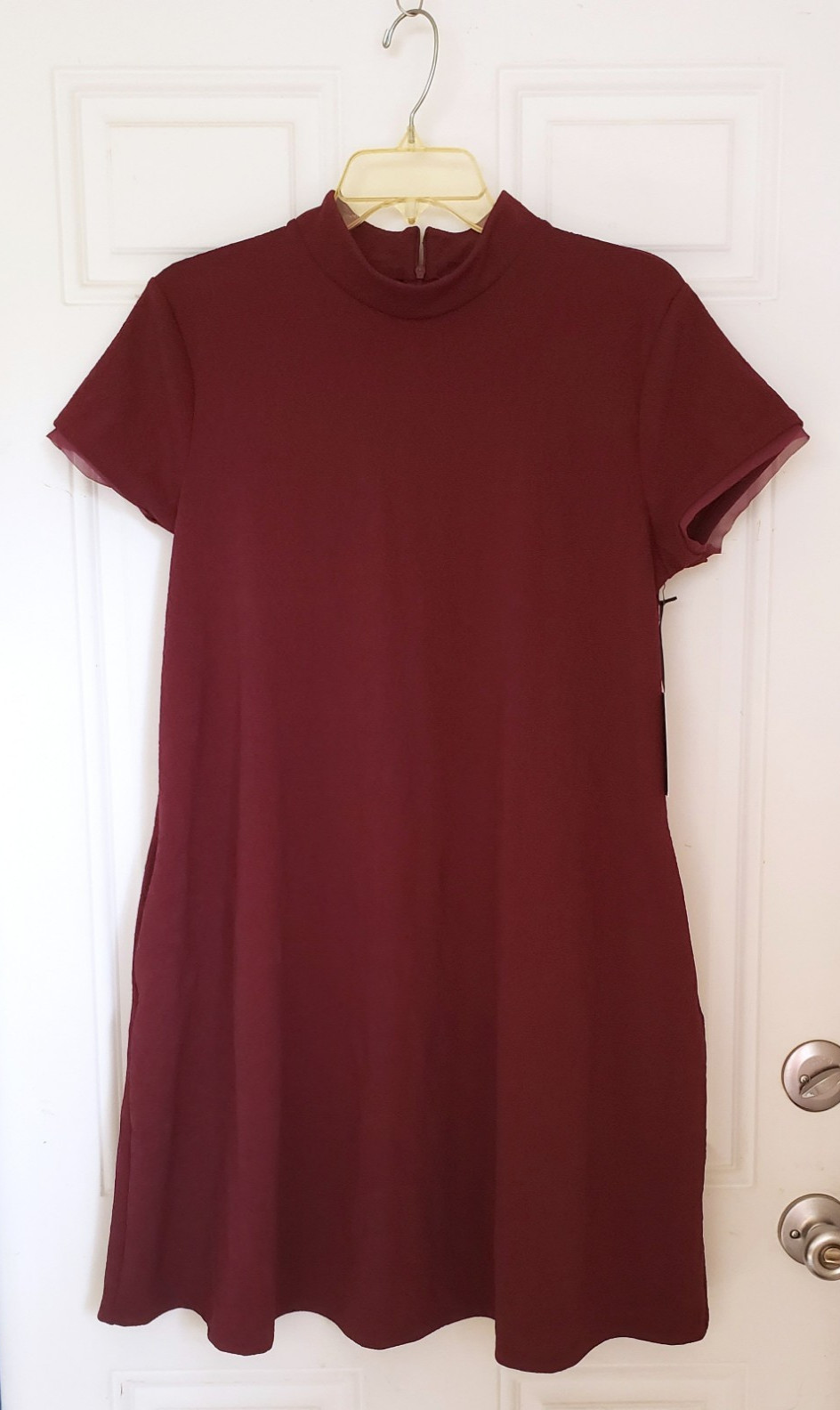 Burgundy Simply Vera dress sz L Jacquard Mock Neck Minimalist Work Chinese-style